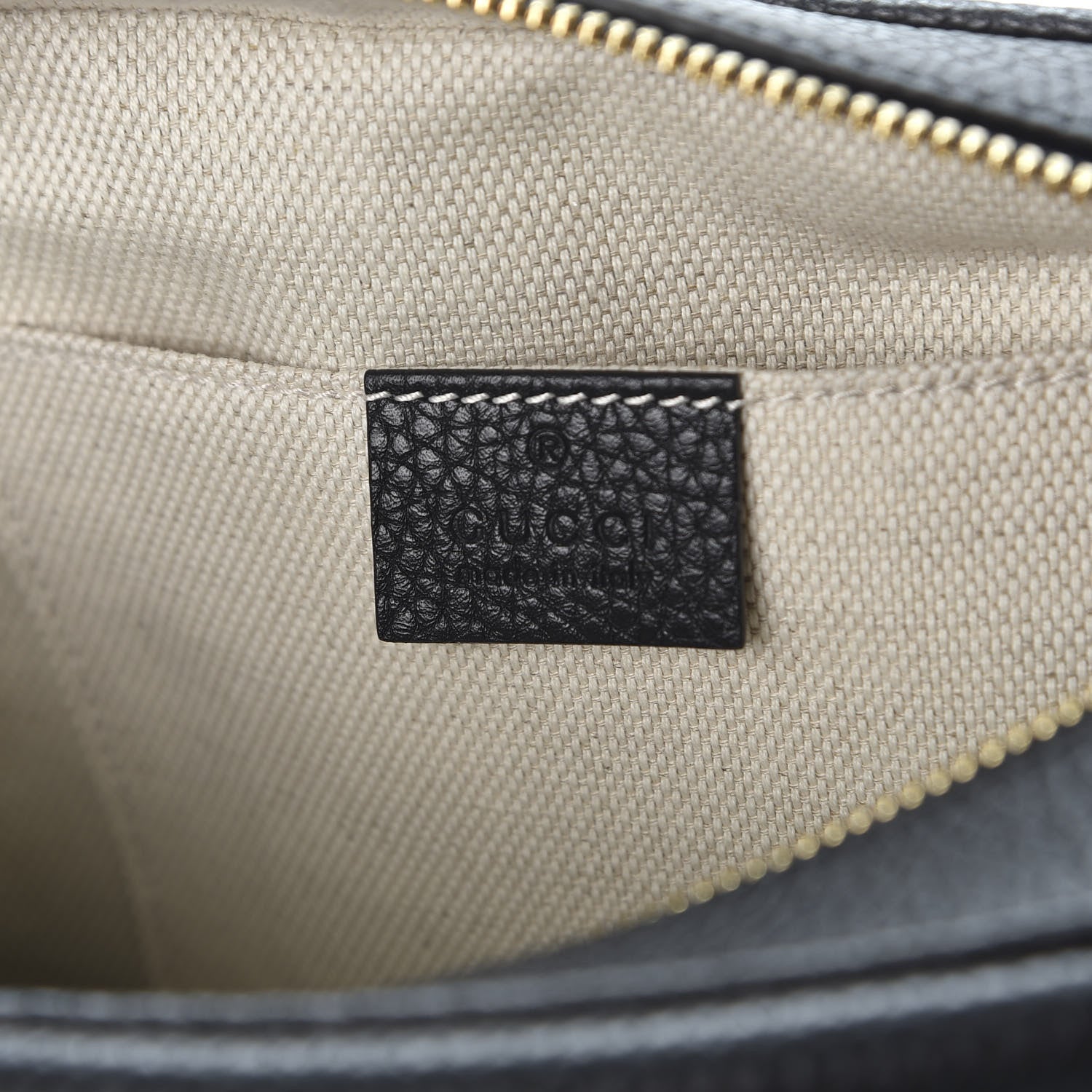 Gucci Pebbled Calfskin Small Soho Disco Bag Black 5 of 9