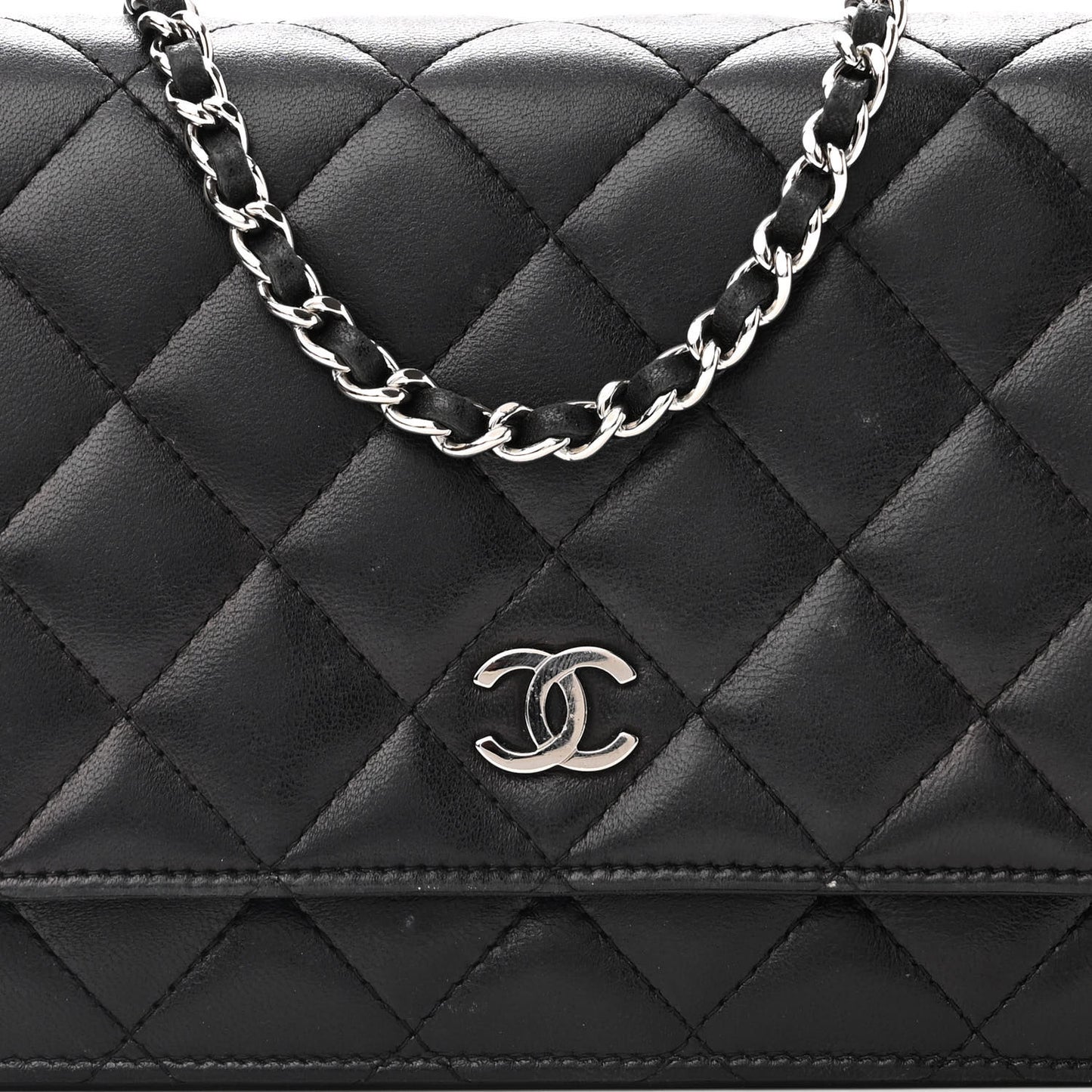 Lambskin Quilted Wallet On Chain WOC Black