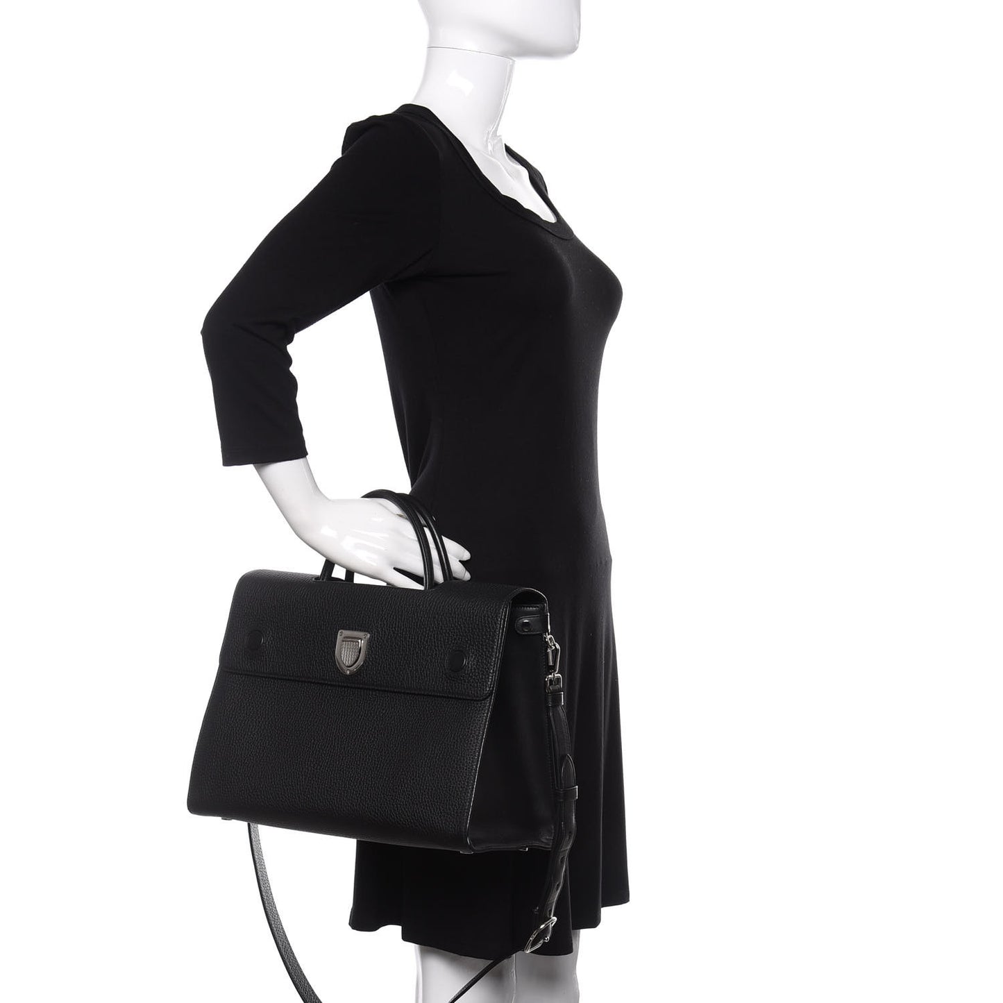 Grained Calfskin Large Diorever Flap Black