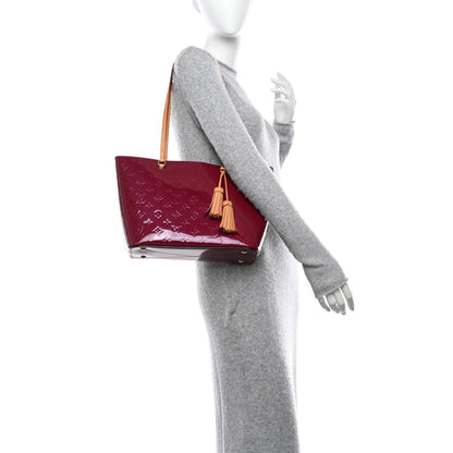 Louis Vuitton LOUIS VUITTON Vernis Long Beach PM Magenta 2 of 16