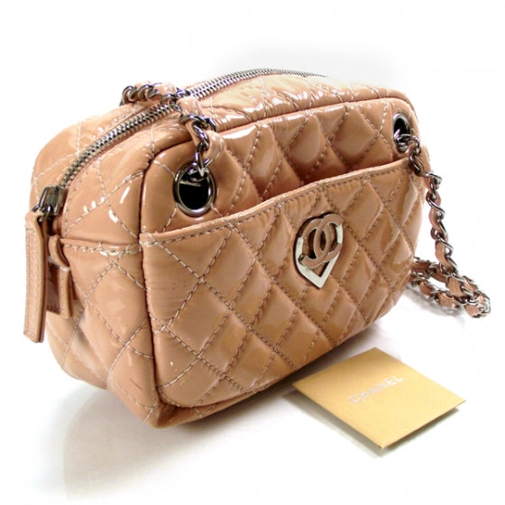 Chanel Patent Leather Heart Small Camera Case 4 of 9