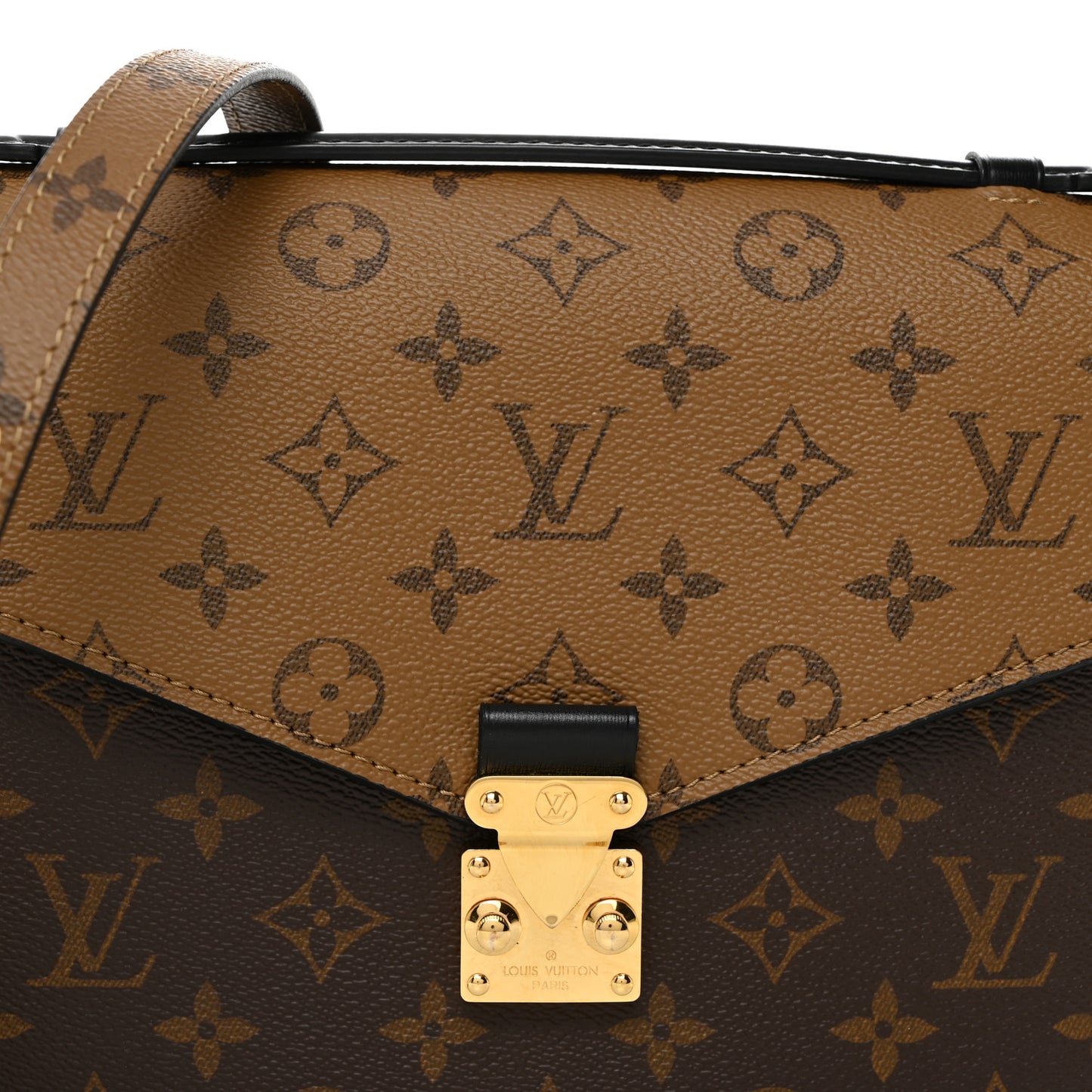 Reverse Monogram Pochette Metis