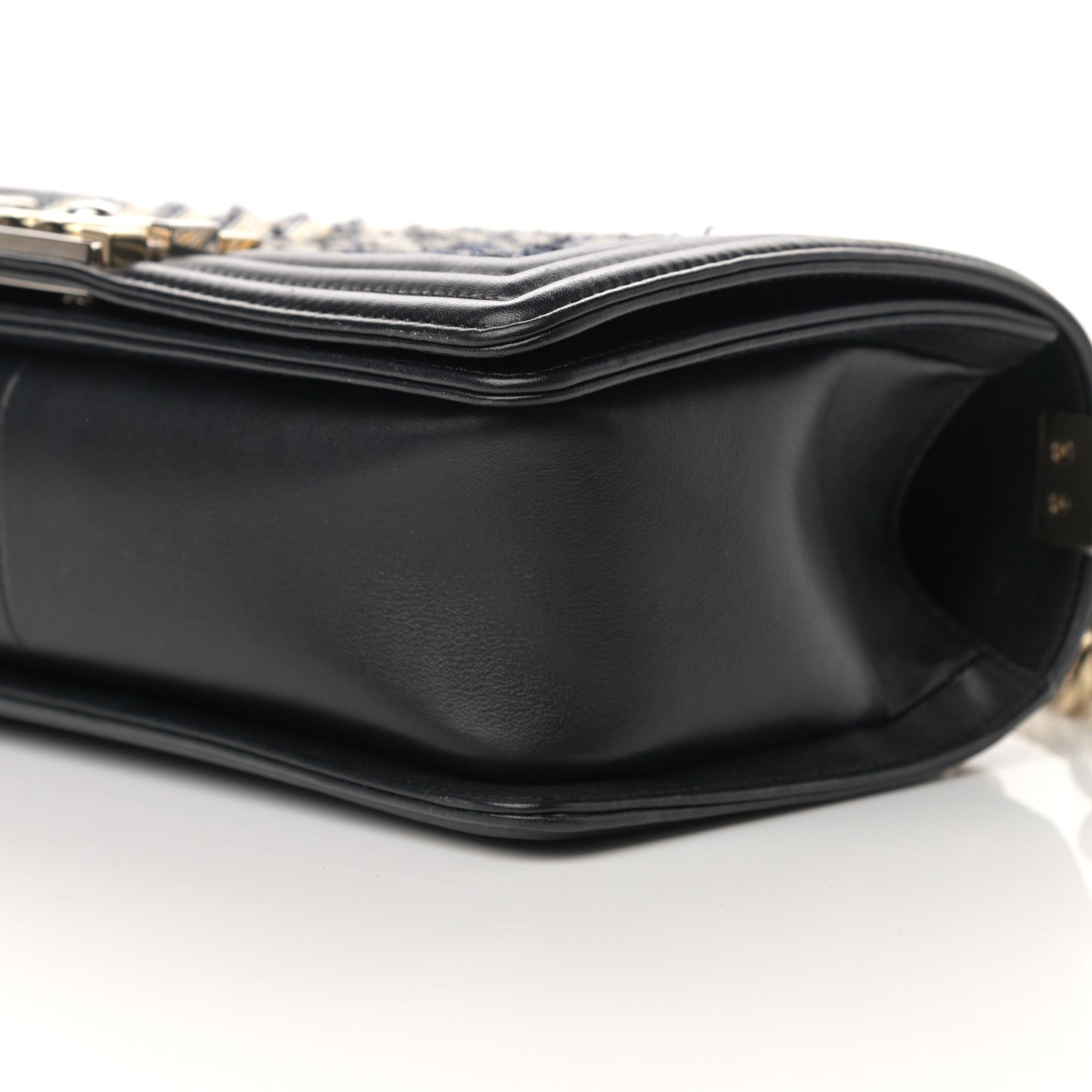 Calfskin Tweed Chain Chevron Boy Flap Black