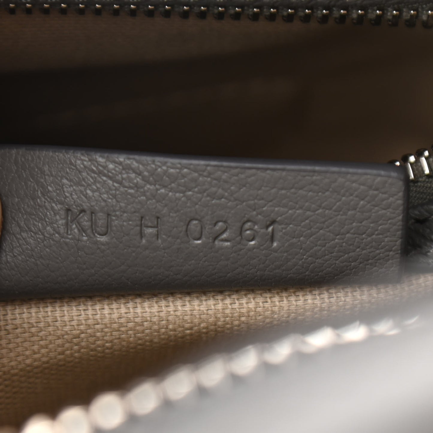Sugar Goatskin Mini Antigona Pearl Grey