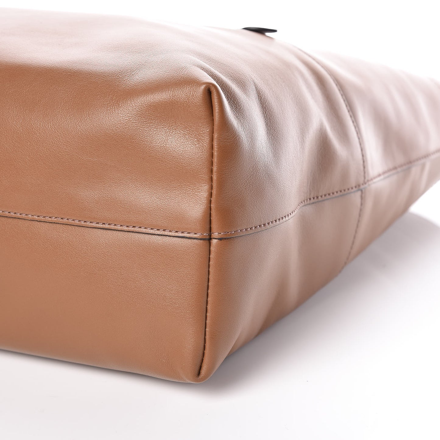 Vitello Soft Shopping Tote Cannella