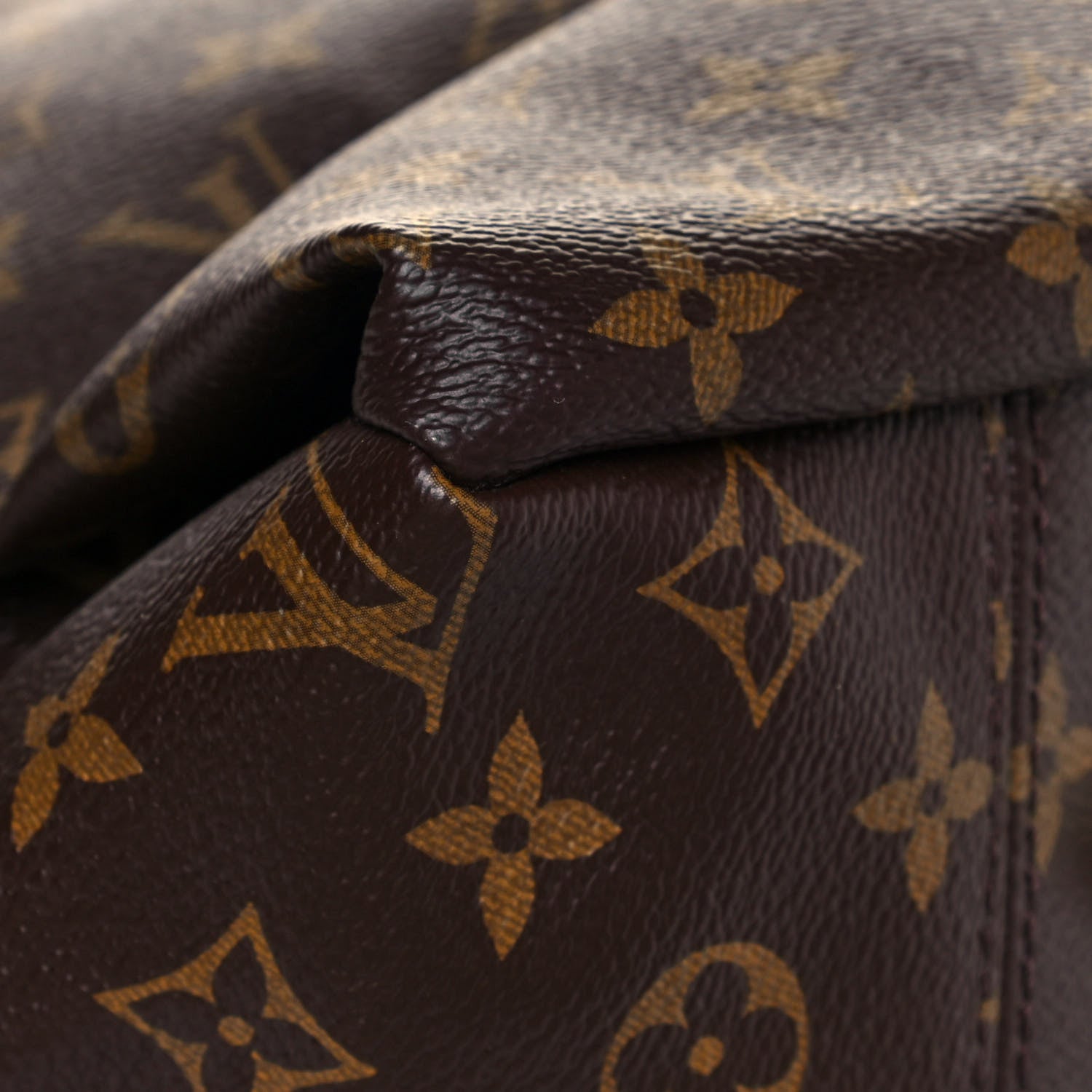 Louis Vuitton Monogram Artsy MM 8 of 13