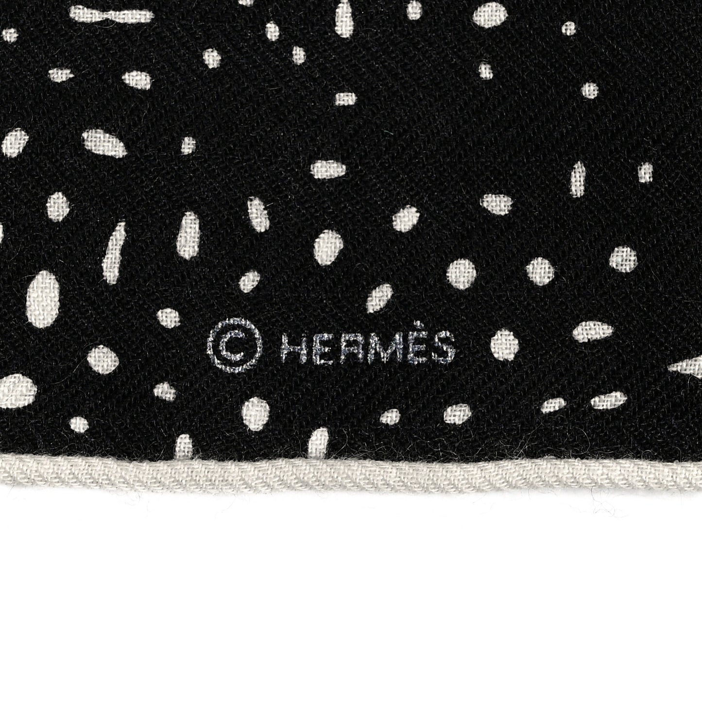 Silk Cashmere Clair De Lune Shawl 140 Black White