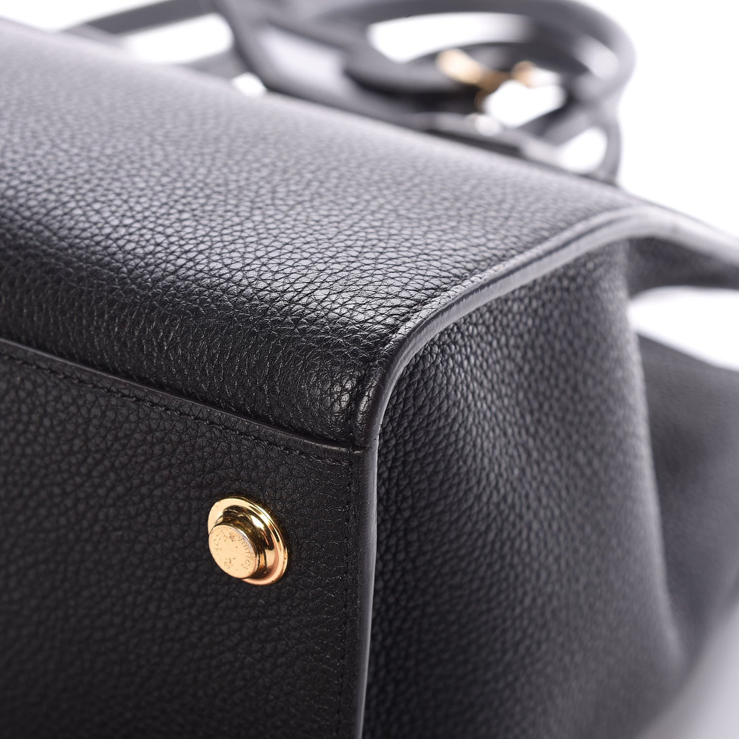 Louis Vuitton Taurillon City Steamer MM Black 9 of 11