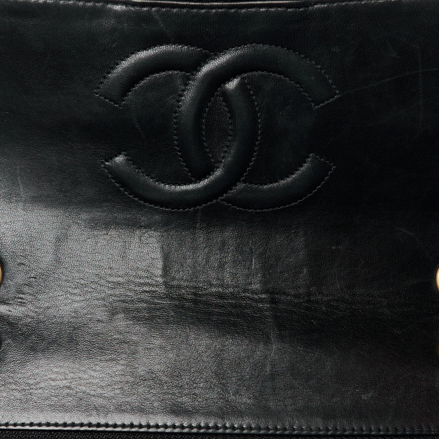 Patent Perforated Camellia Medium Single Flap Black