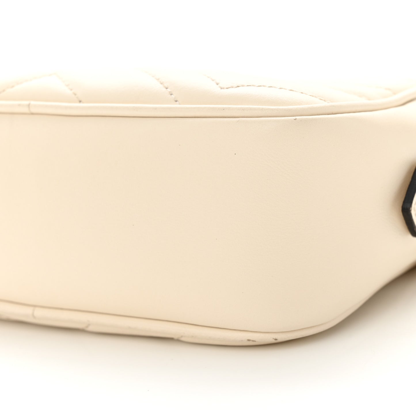 Calfskin Matelasse Mini GG Marmont Chain Shoulder Bag White