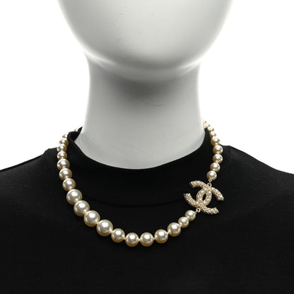 Chanel Pearl CC 100th Anniversary Necklace Light Gold 2 of 4