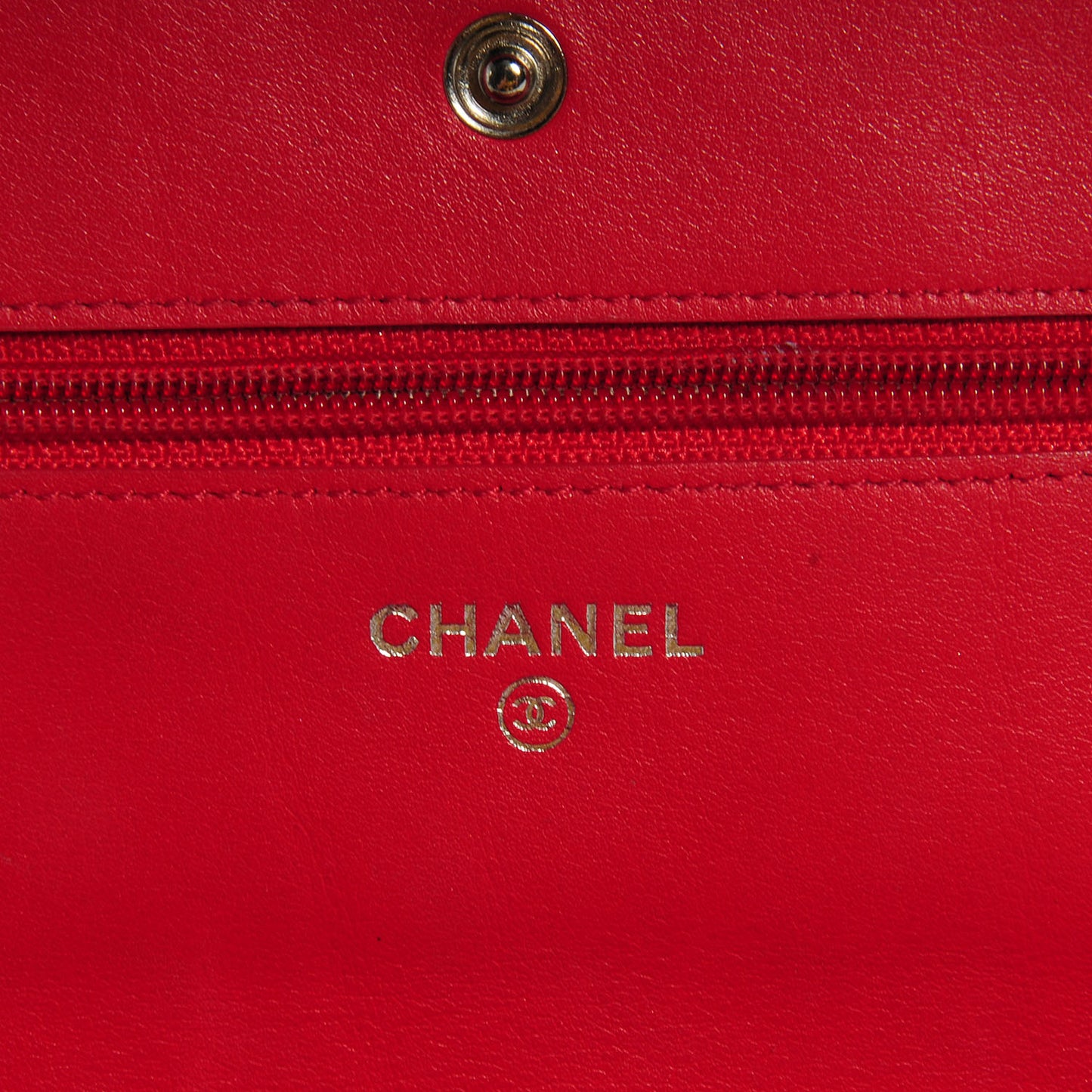 Caviar Sevruga Wallet on Chain WOC Red
