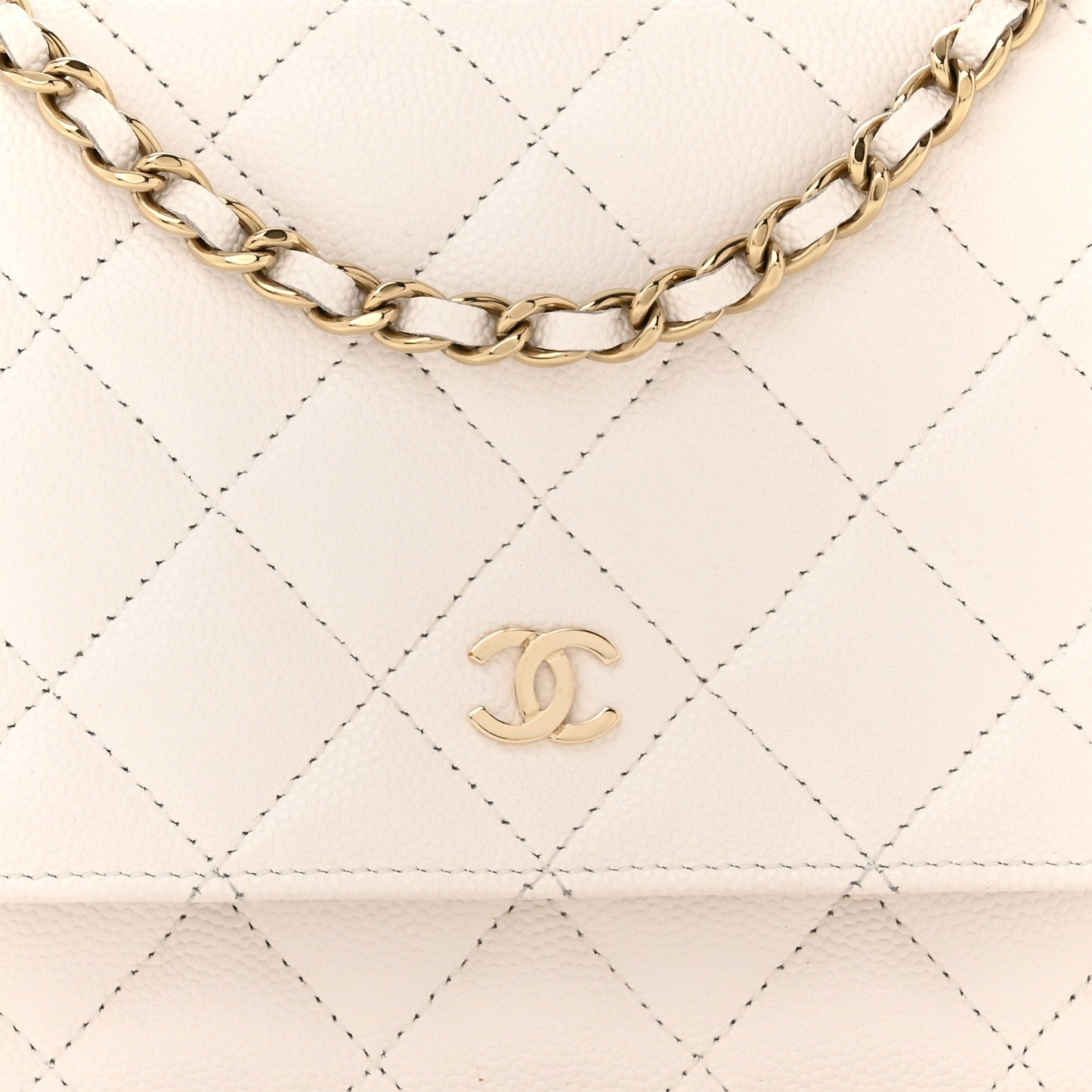 Caviar Quilted Wallet On Chain WOC White