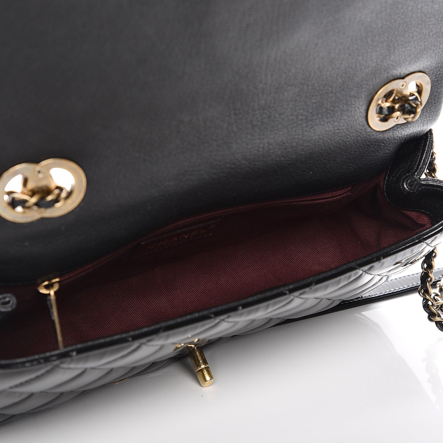 Patent Goatskin Quilted Medium CC Eyelet Flap Black