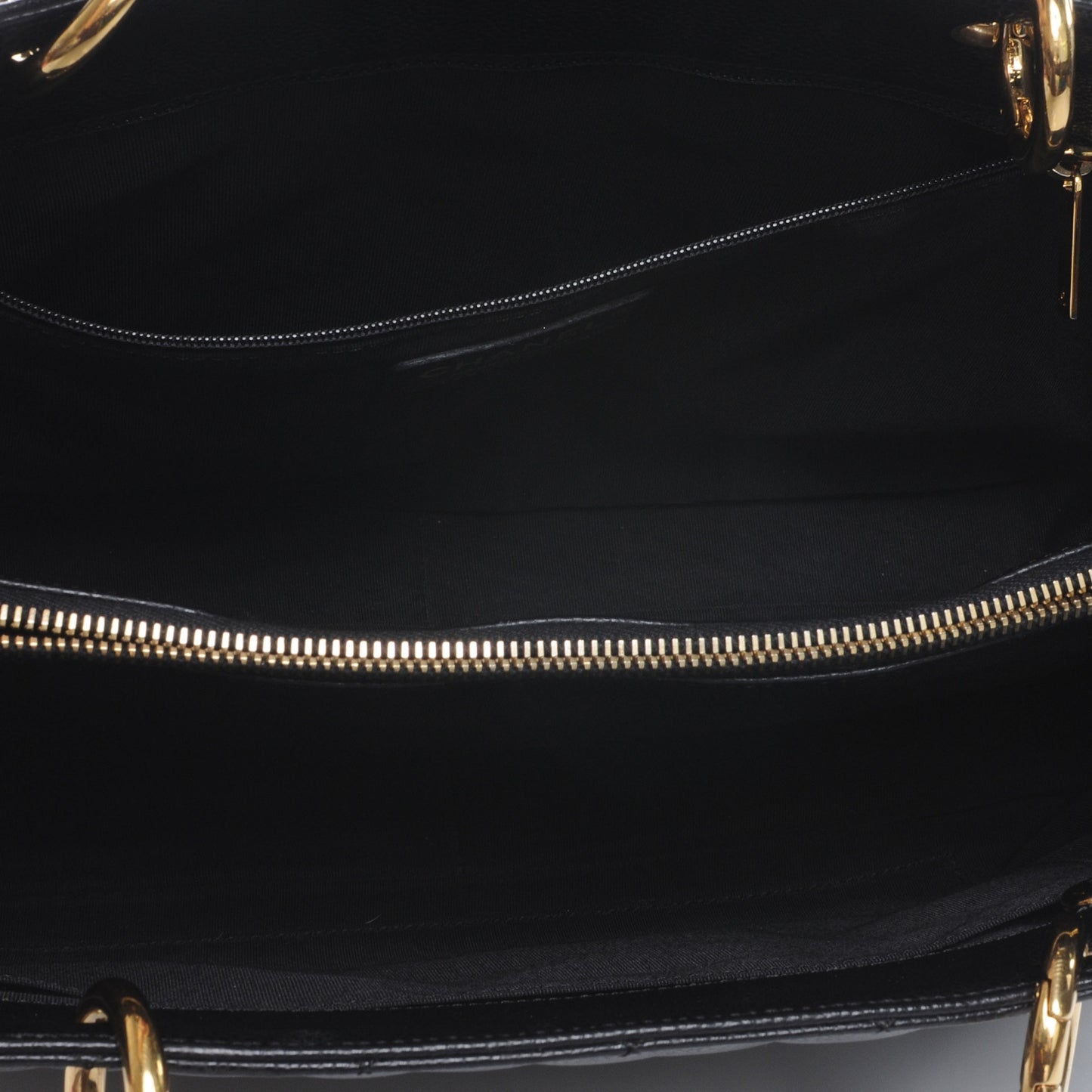 Caviar Grand Shopping Tote GST Black