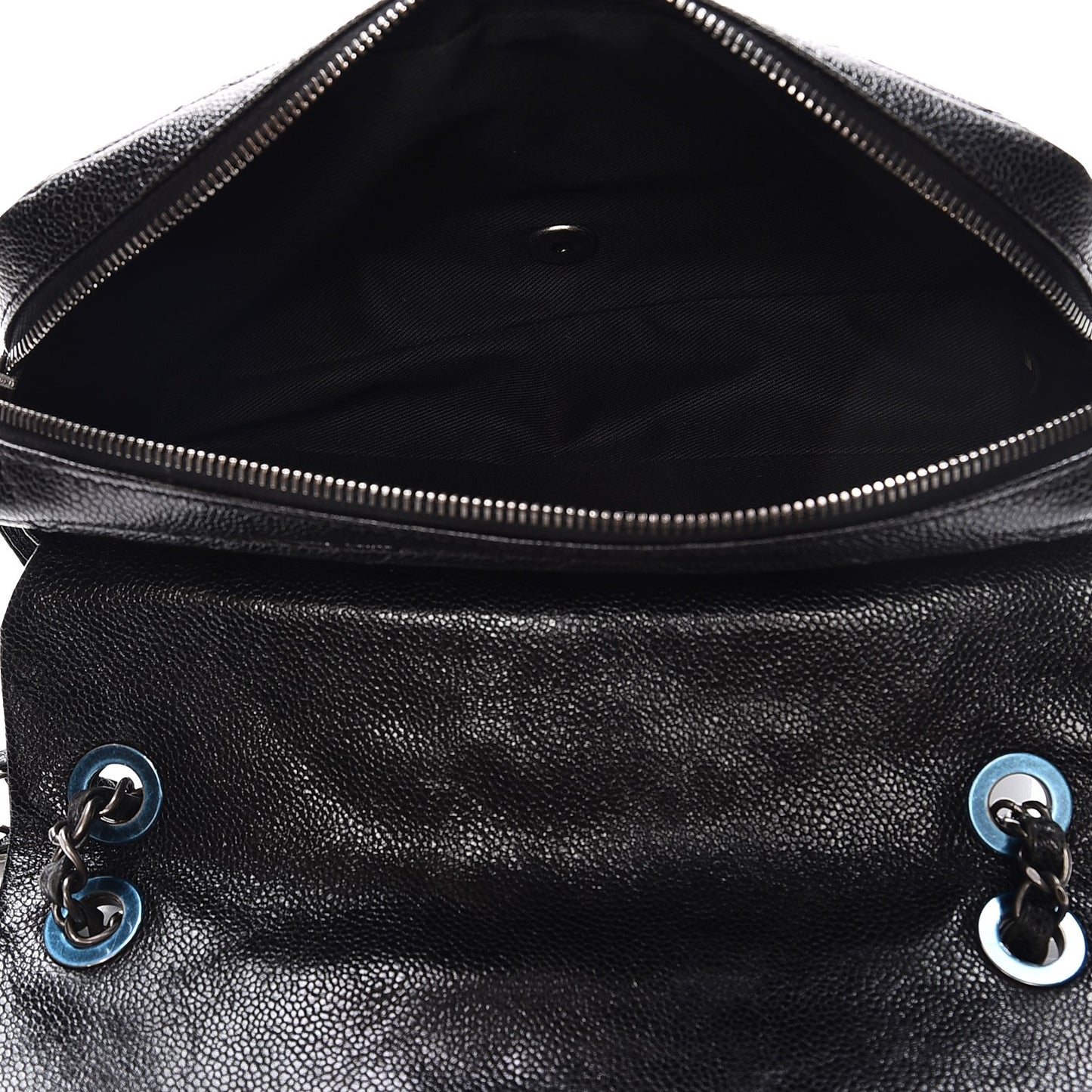 Iridescent Caviar Quilted Small Chic Flap Black