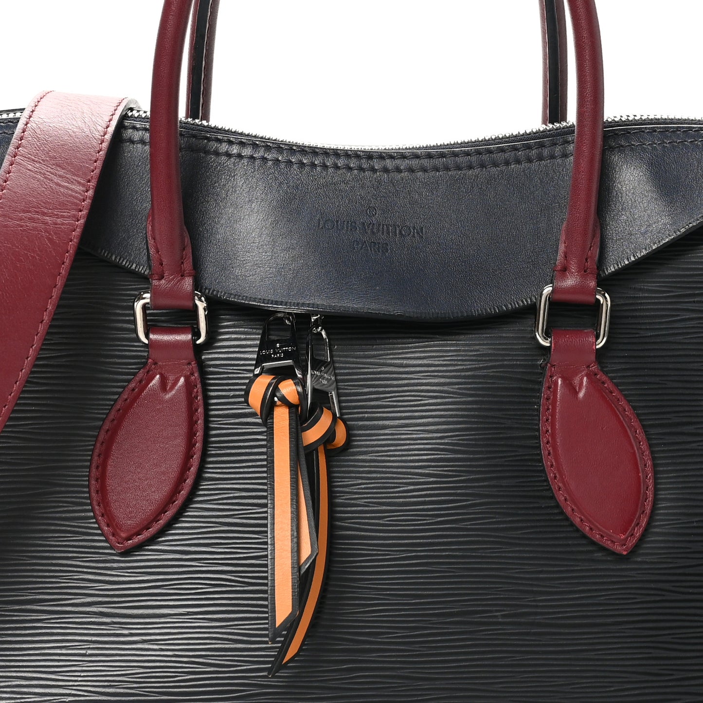Epi Tuileries Black