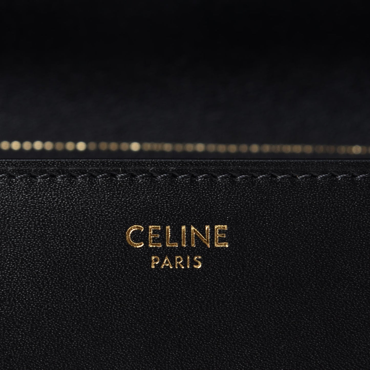 Box Calfskin Medium Classic Box Flap Bag Black