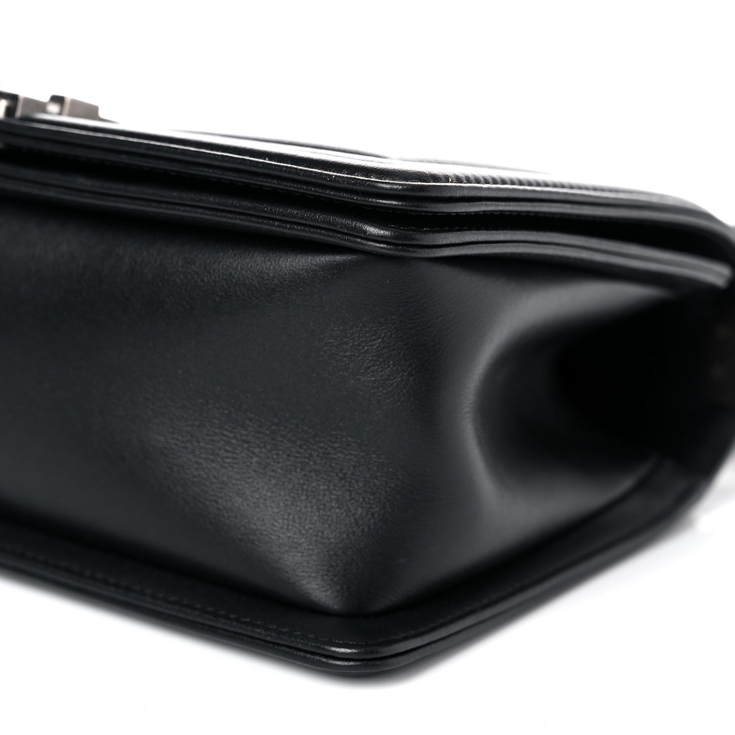 Calfskin Quilted Medium Boy Flap Black