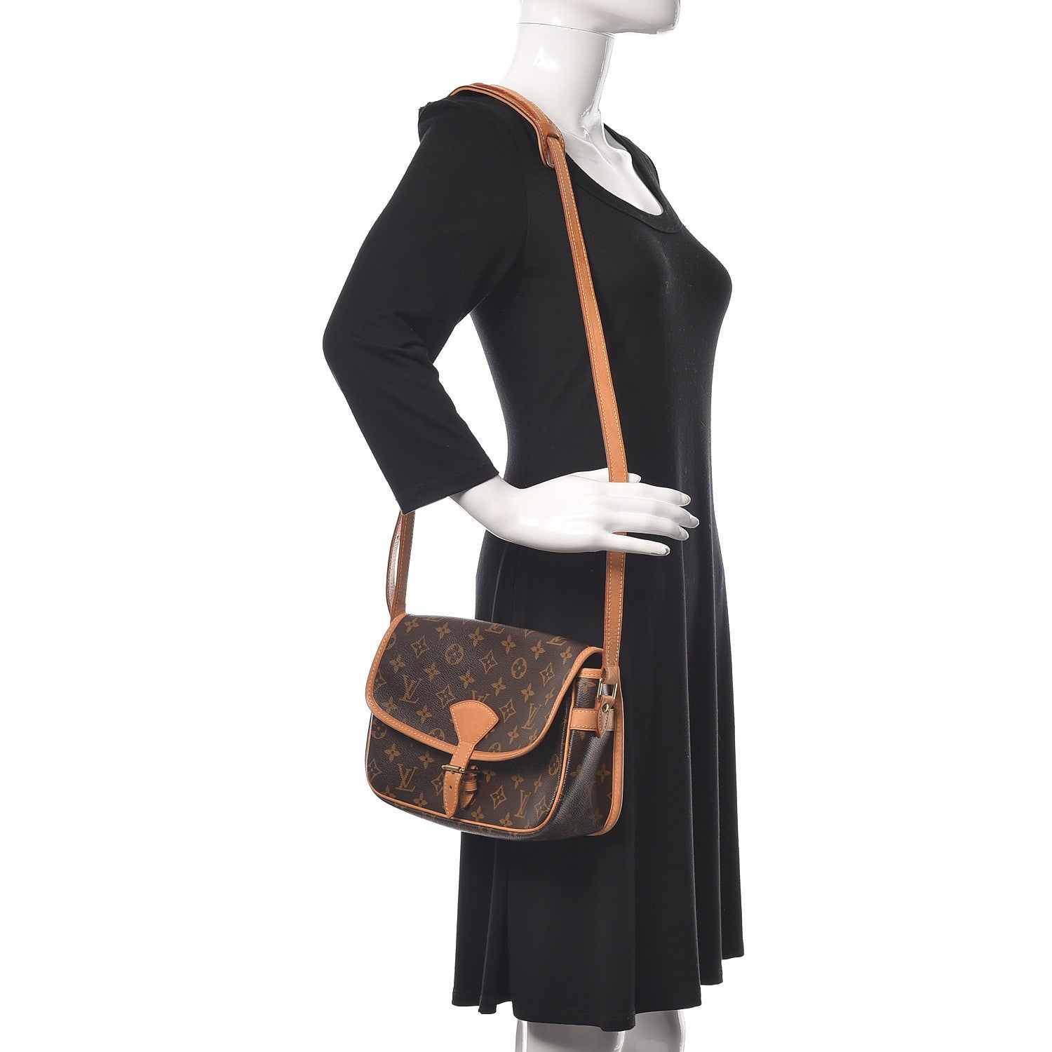 Louis Vuitton Monogram Sologne 2 of 9