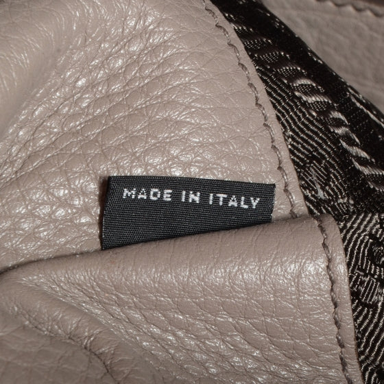 Vitello Daino Shoulder Bag Argilla