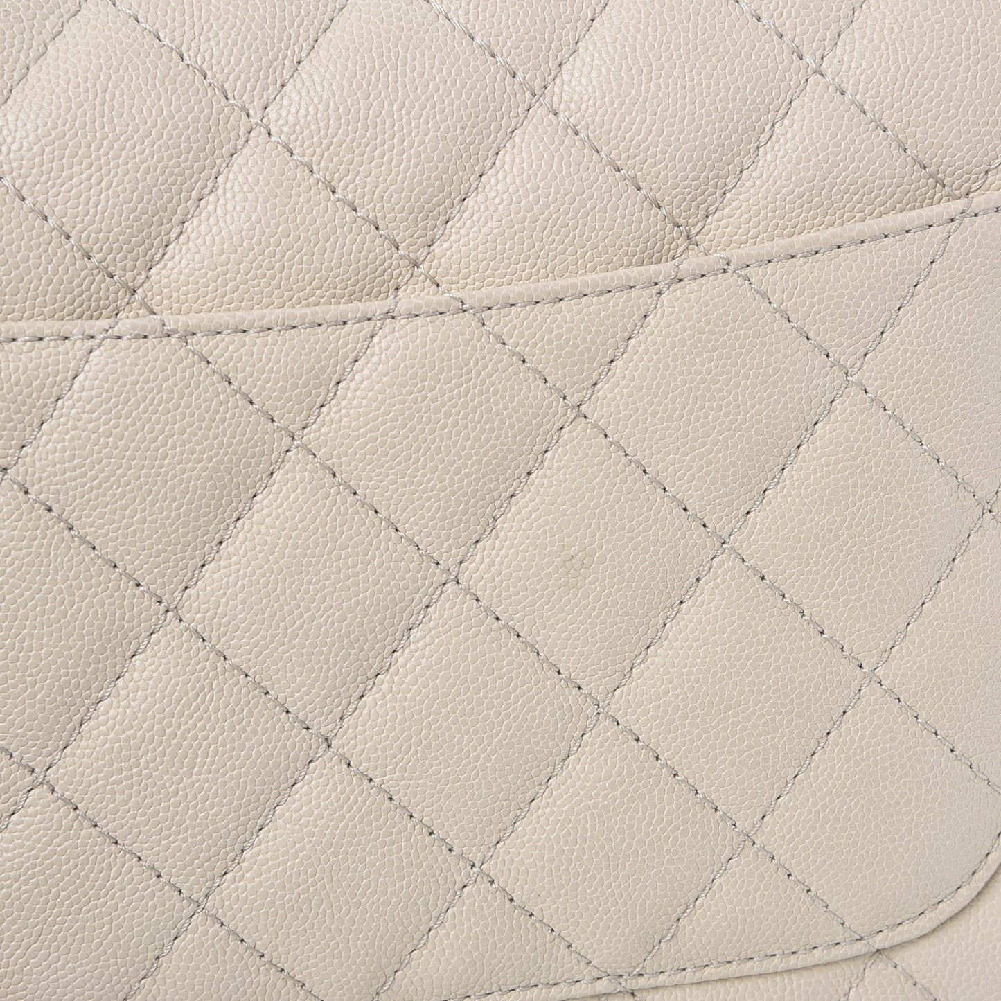 Caviar Quilted Medium Urban Companion Flap White
