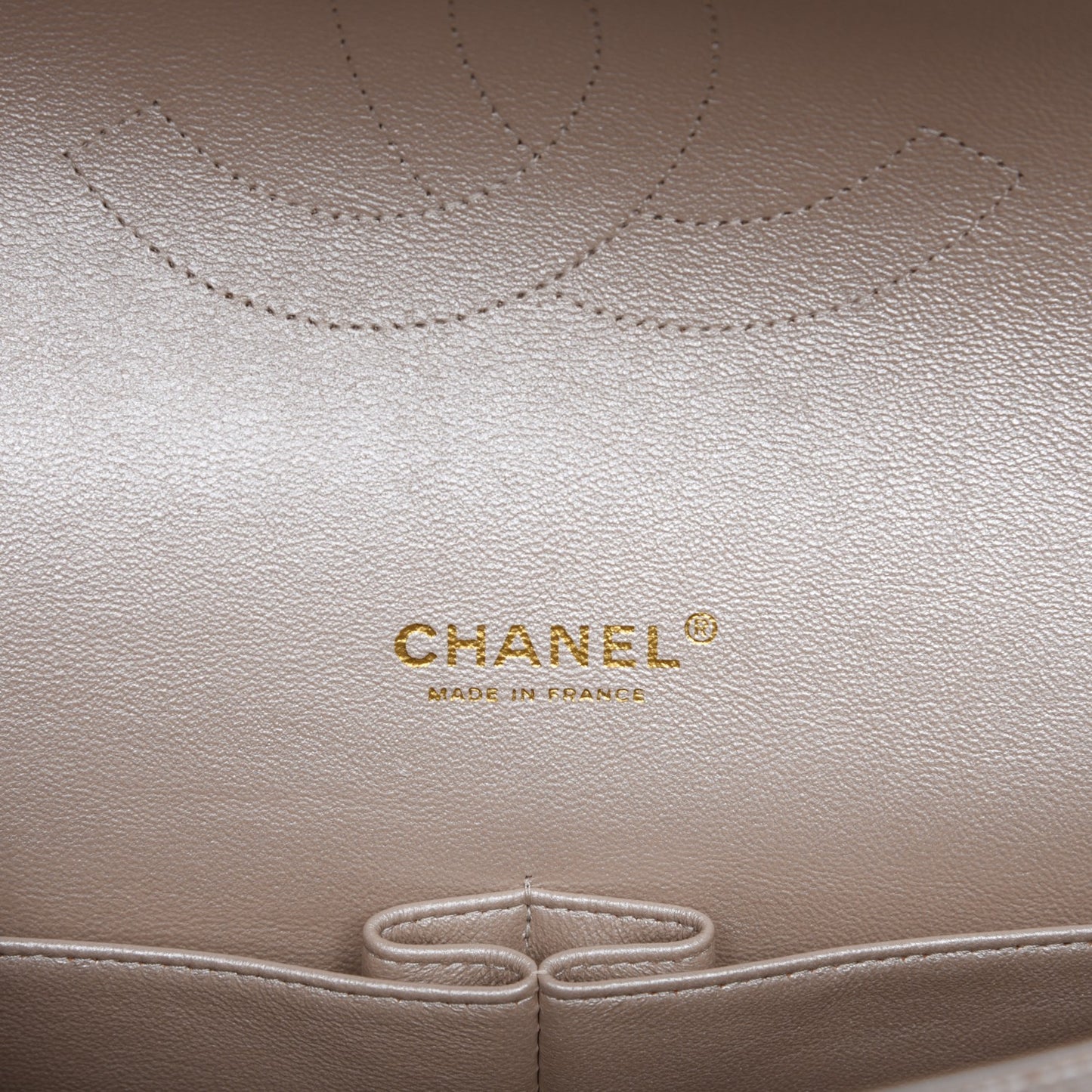 Metallic Caviar Maxi Double Flap Light Gold