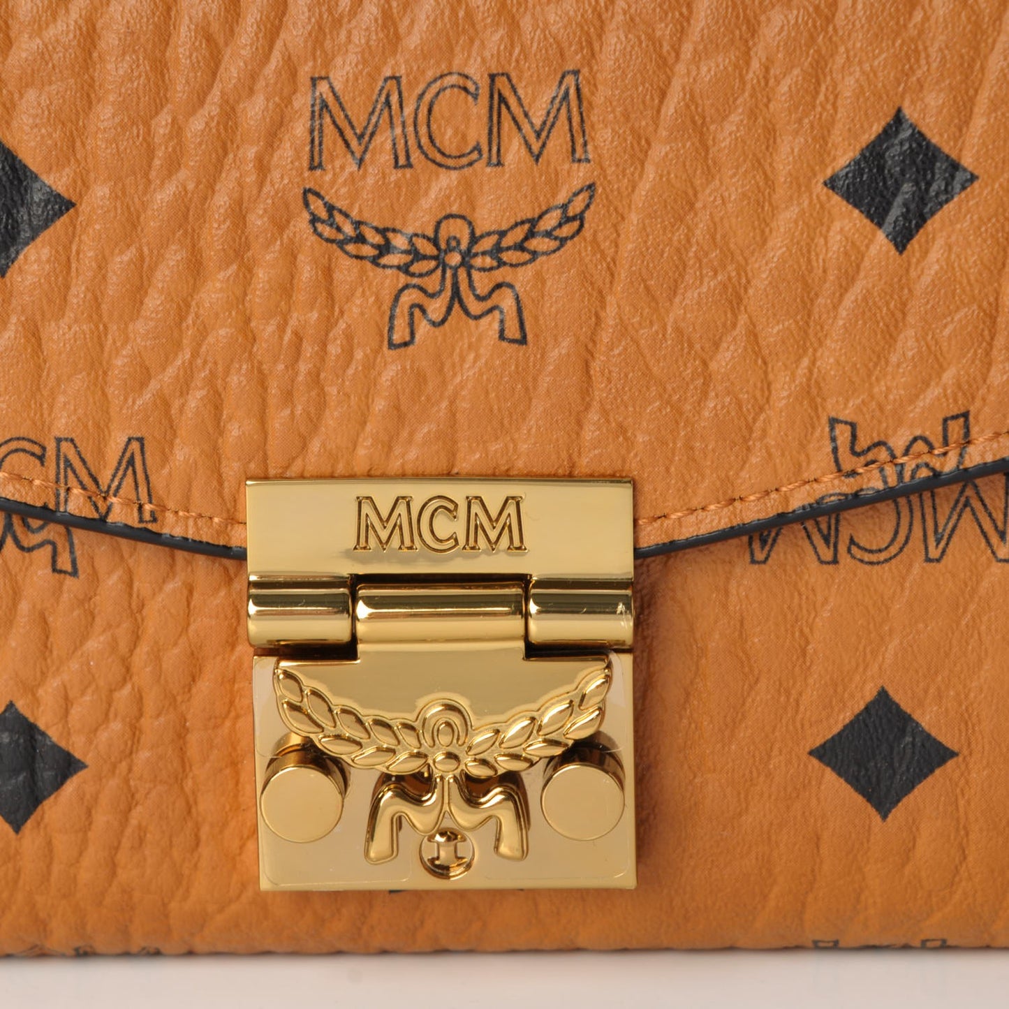 Visetos Large Patricia Wallet On Chain Cognac