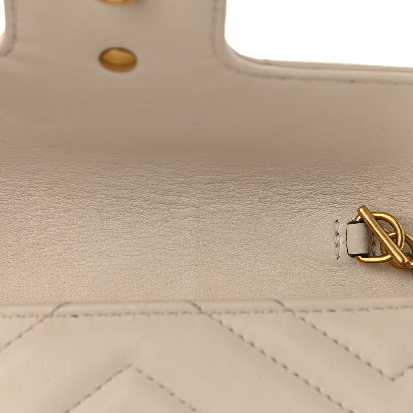 Calfskin Matelasse Super Mini GG Marmont Shoulder Bag White