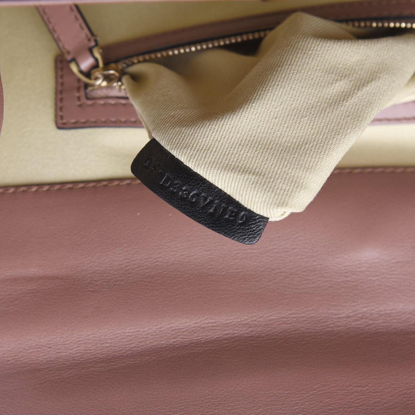 Patent Large Glam Lock Rockstud Flap Dark Blush