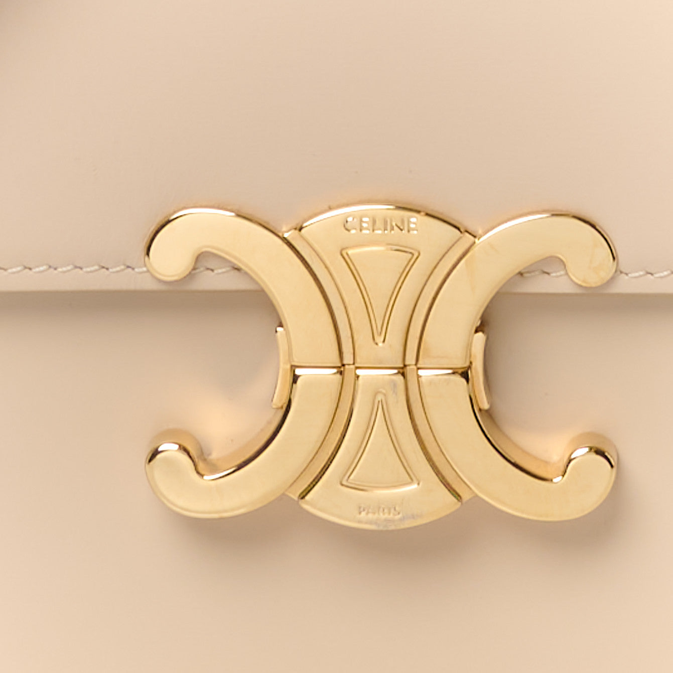 Shiny Calfskin Medium Triomphe Nude
