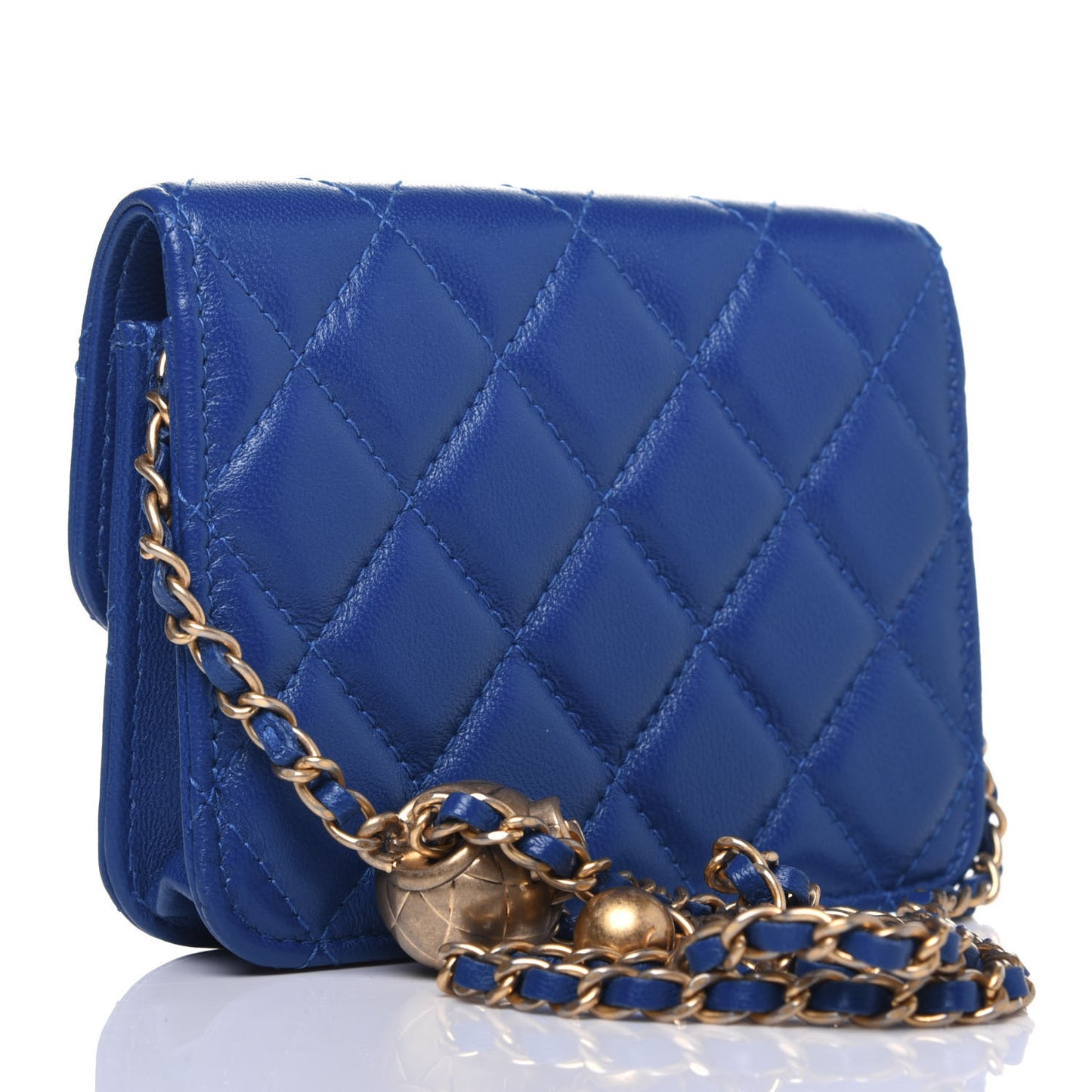 Lambskin Quilted Pearl Crush Clutch With Chain Blue