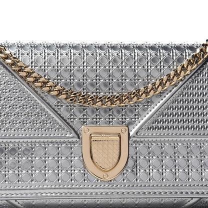 Christian Dior Metallic Patent Micro-Cannage Diorama Croisiere Chain Wallet Silver 10 of 11