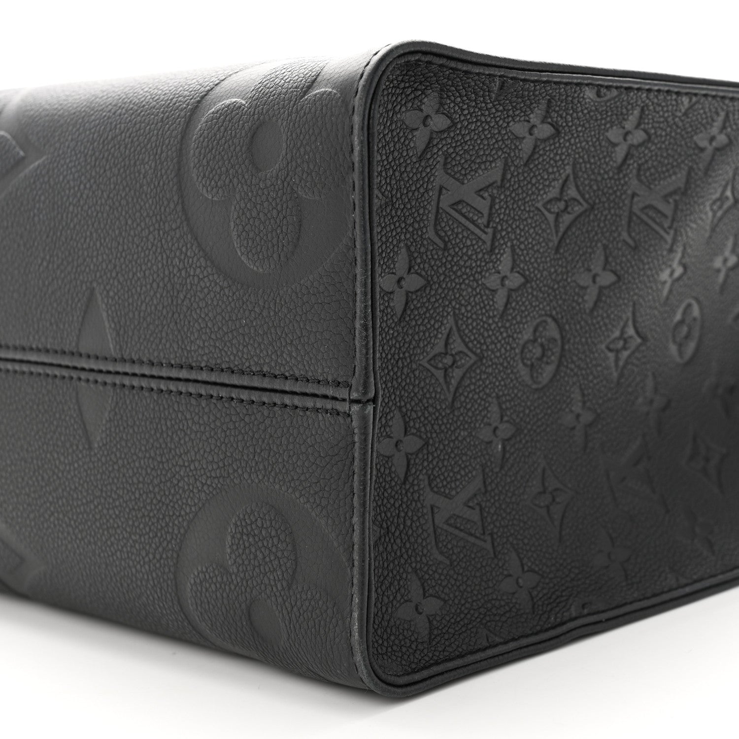 Louis Vuitton Empreinte Monogram Giant Onthego MM Black 9 of 17