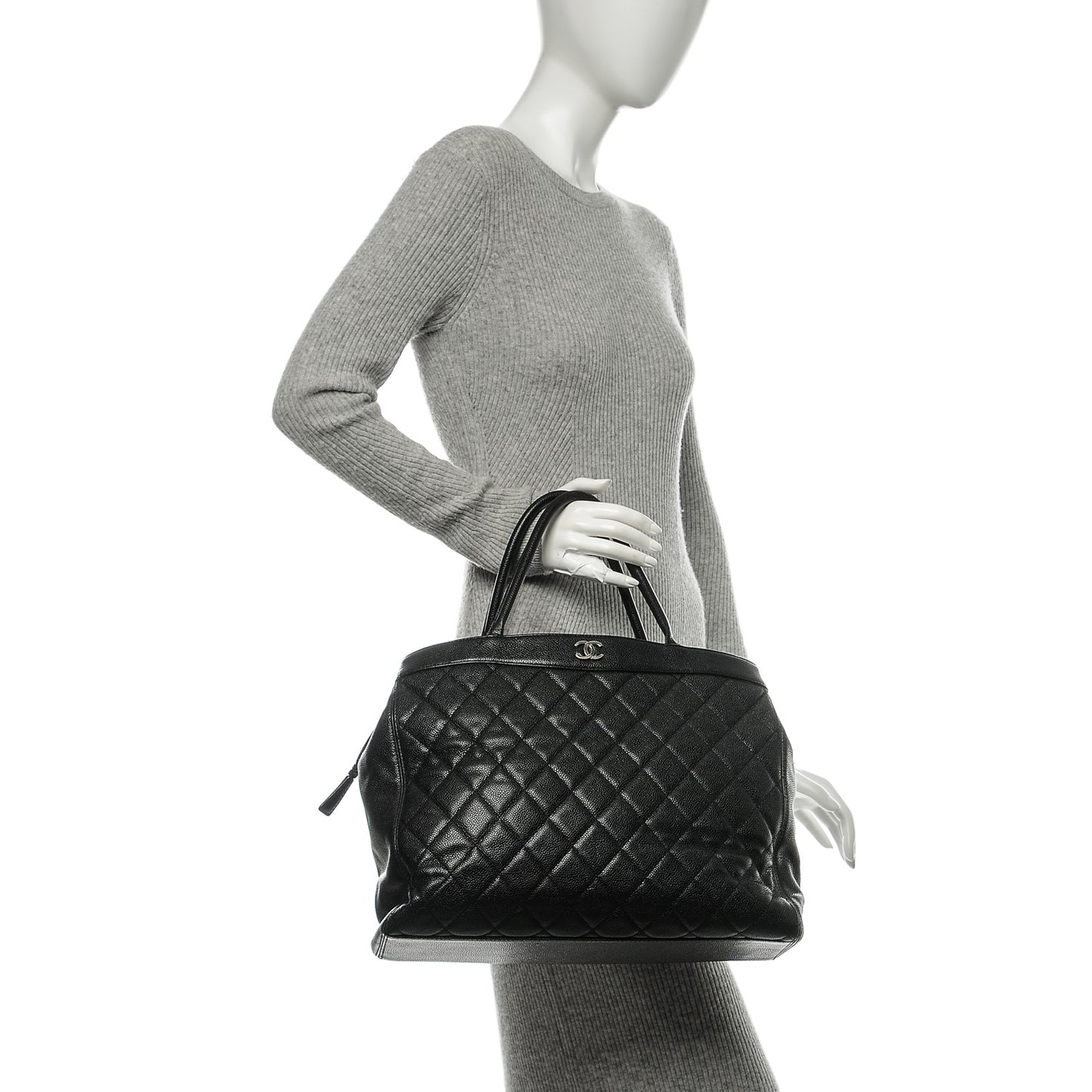 Caviar Quilted Shopping Tote Black