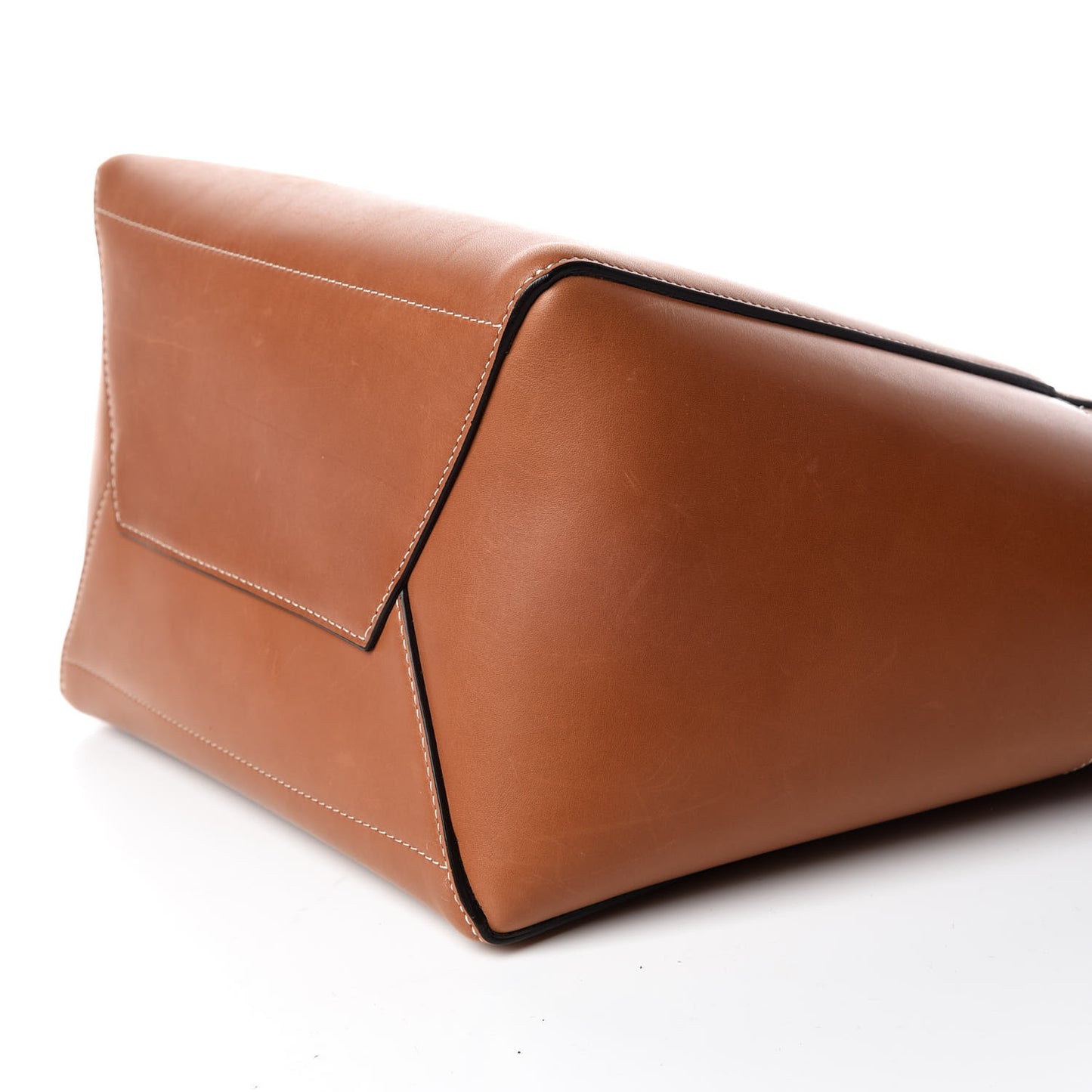 Natural Calfskin Sangle Bucket Bag Tan