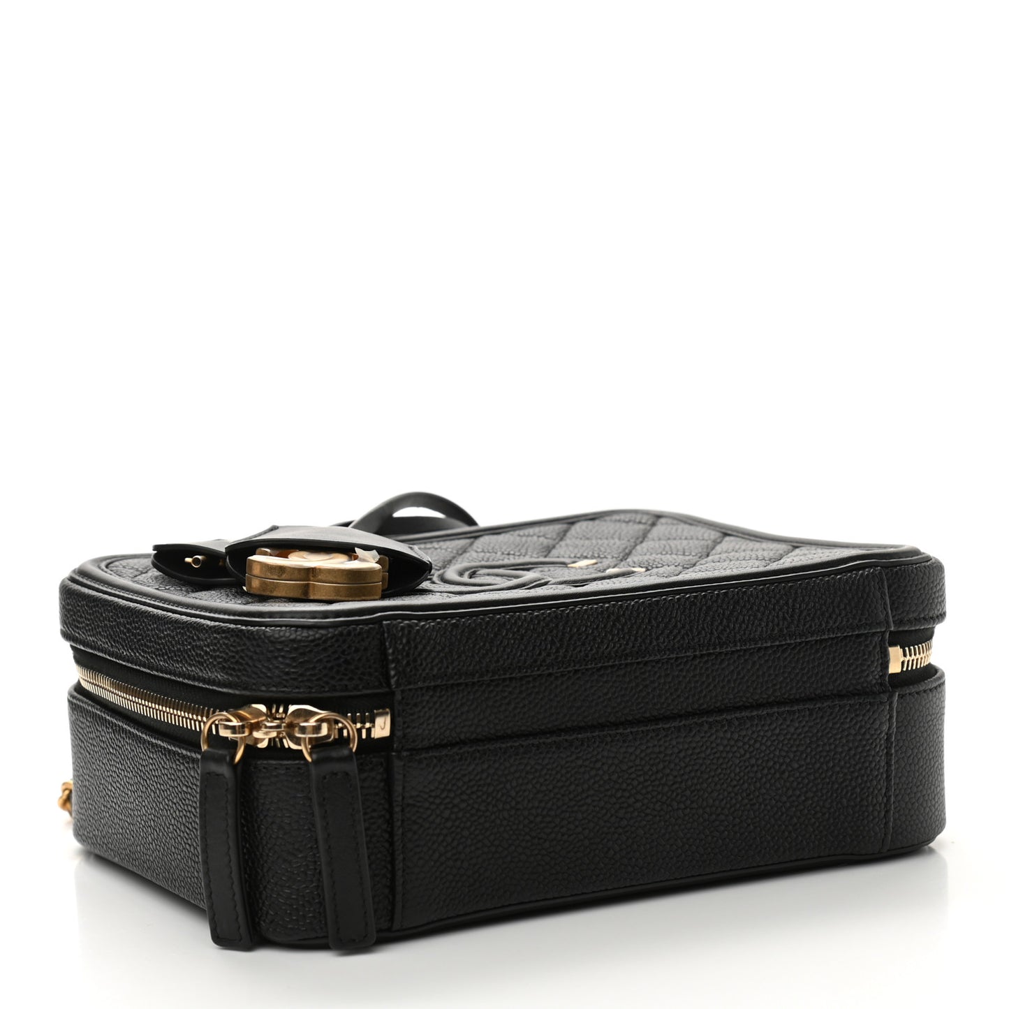 Caviar Quilted Medium CC Filigree Vanity Case Black