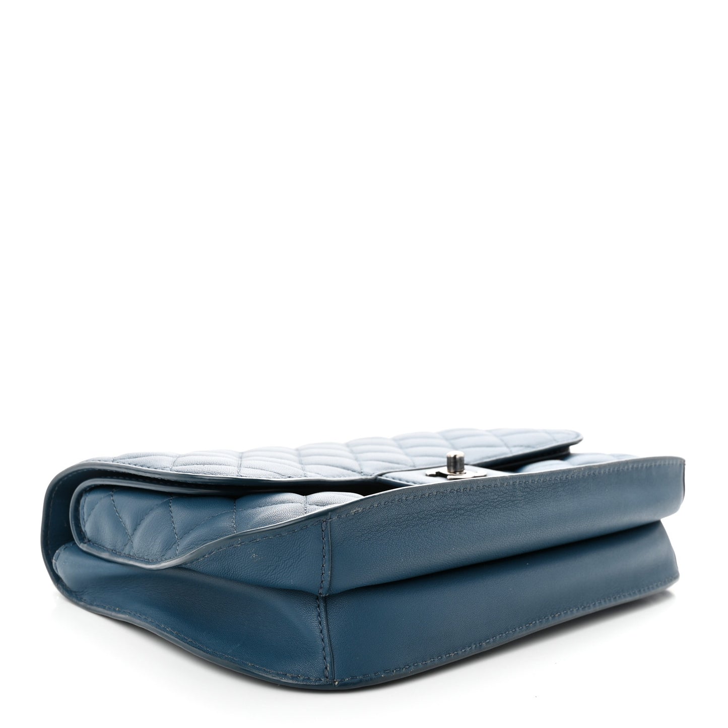 Lambskin Quilted Large Natural CC Flap Navy