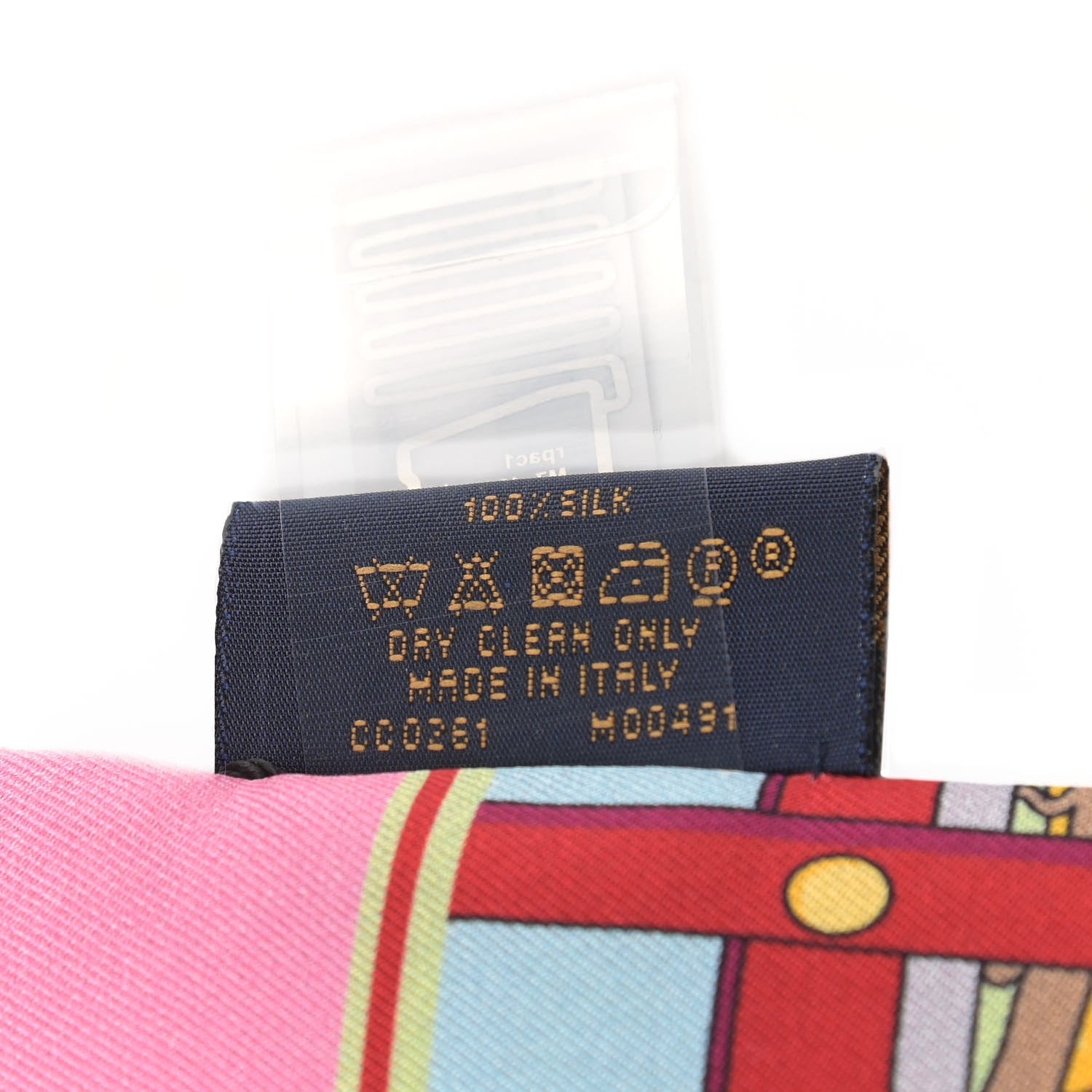 Louis Vuitton Silk Monogram 2021 Christmas Animation Japanese Garden Bandeau Marron 3 of 3