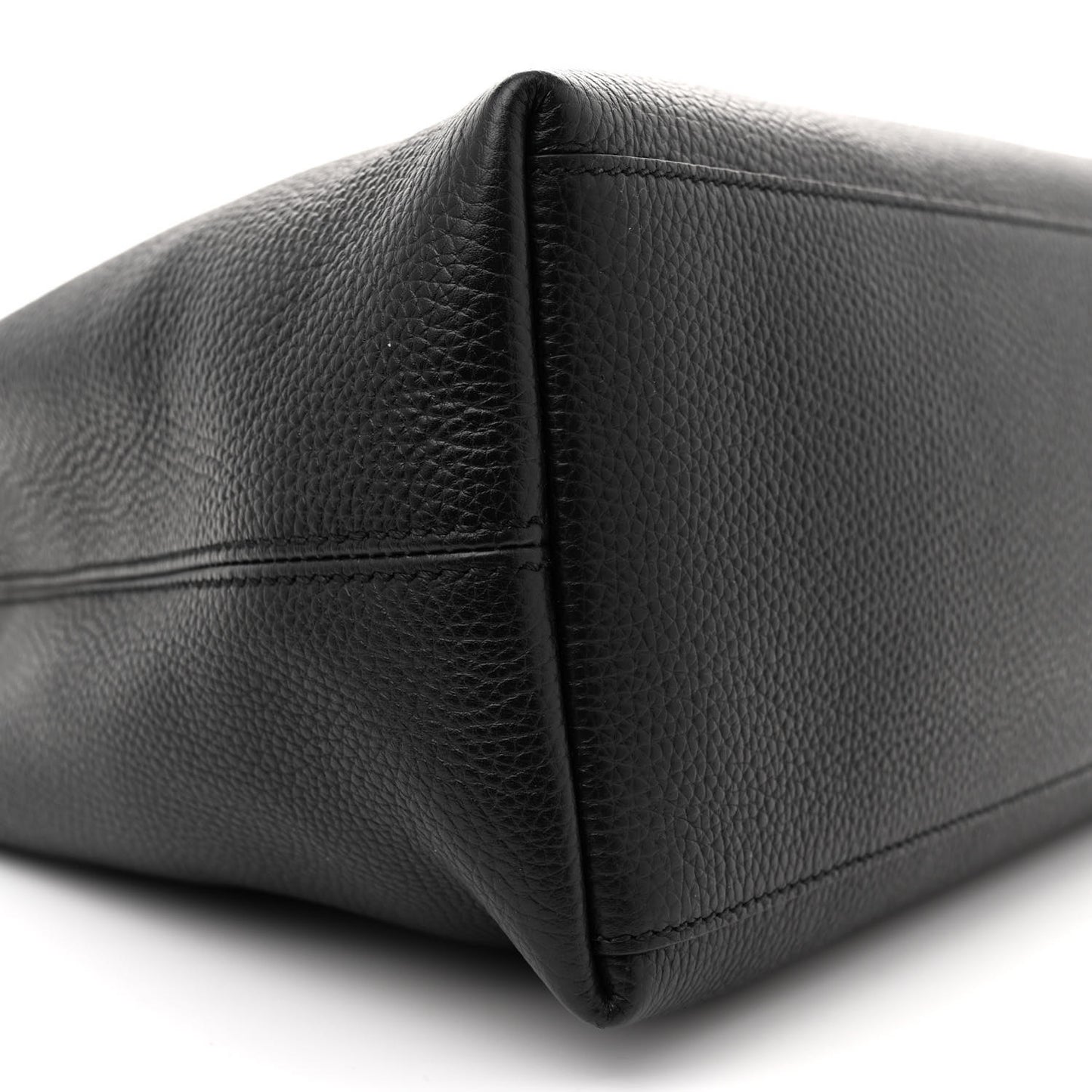 Pebbled Calfskin Medium Soho Chain Shoulder Bag Black