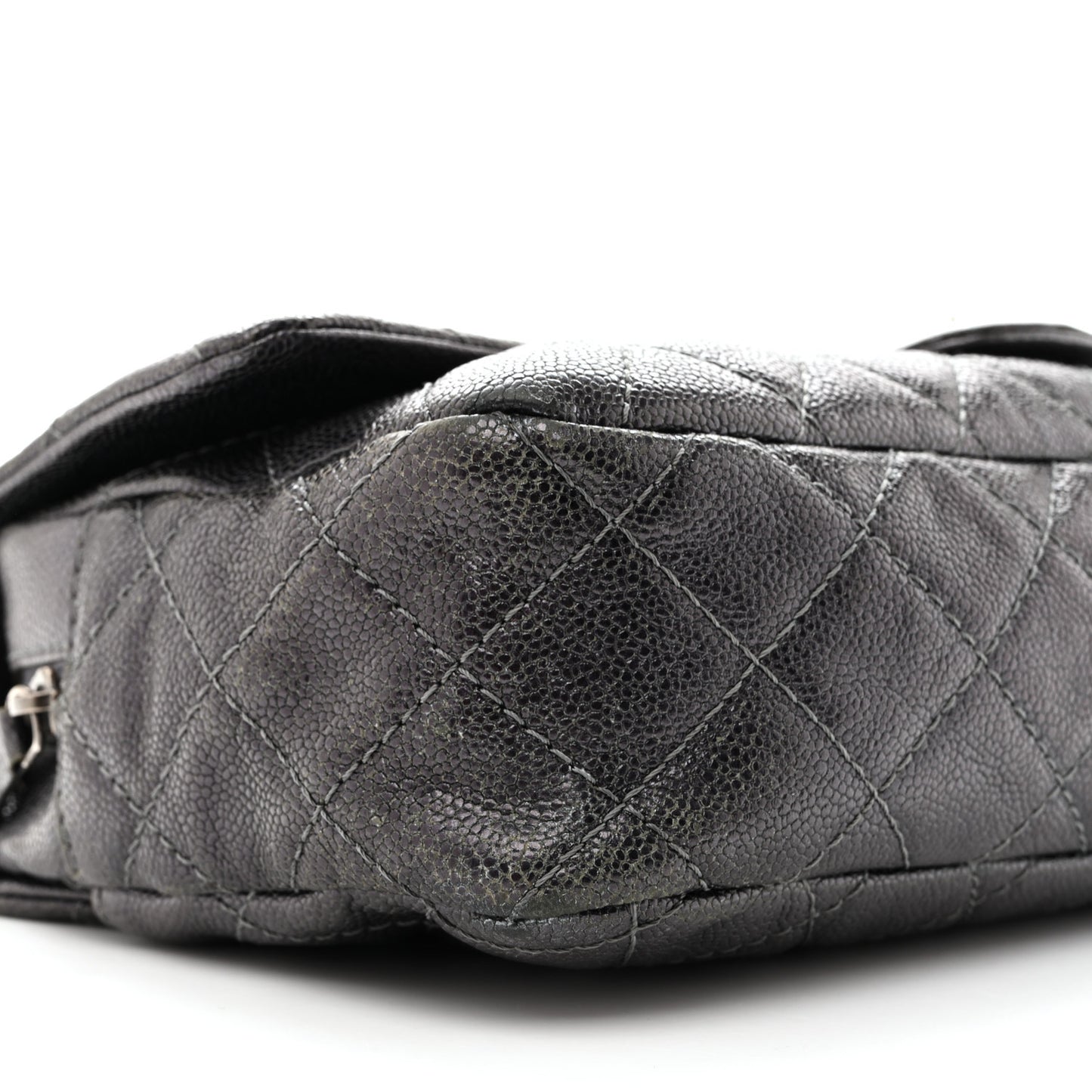 Iridescent Caviar Quilted Jumbo Easy Flap Silver