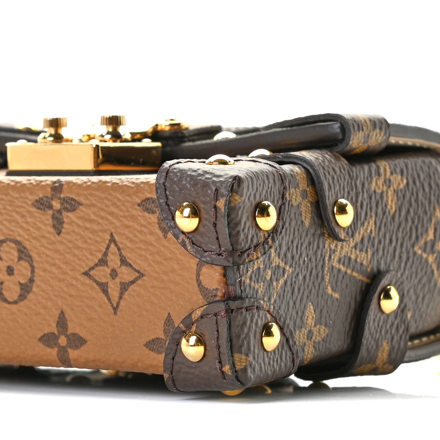 Reverse Monogram Essential Trunk NM