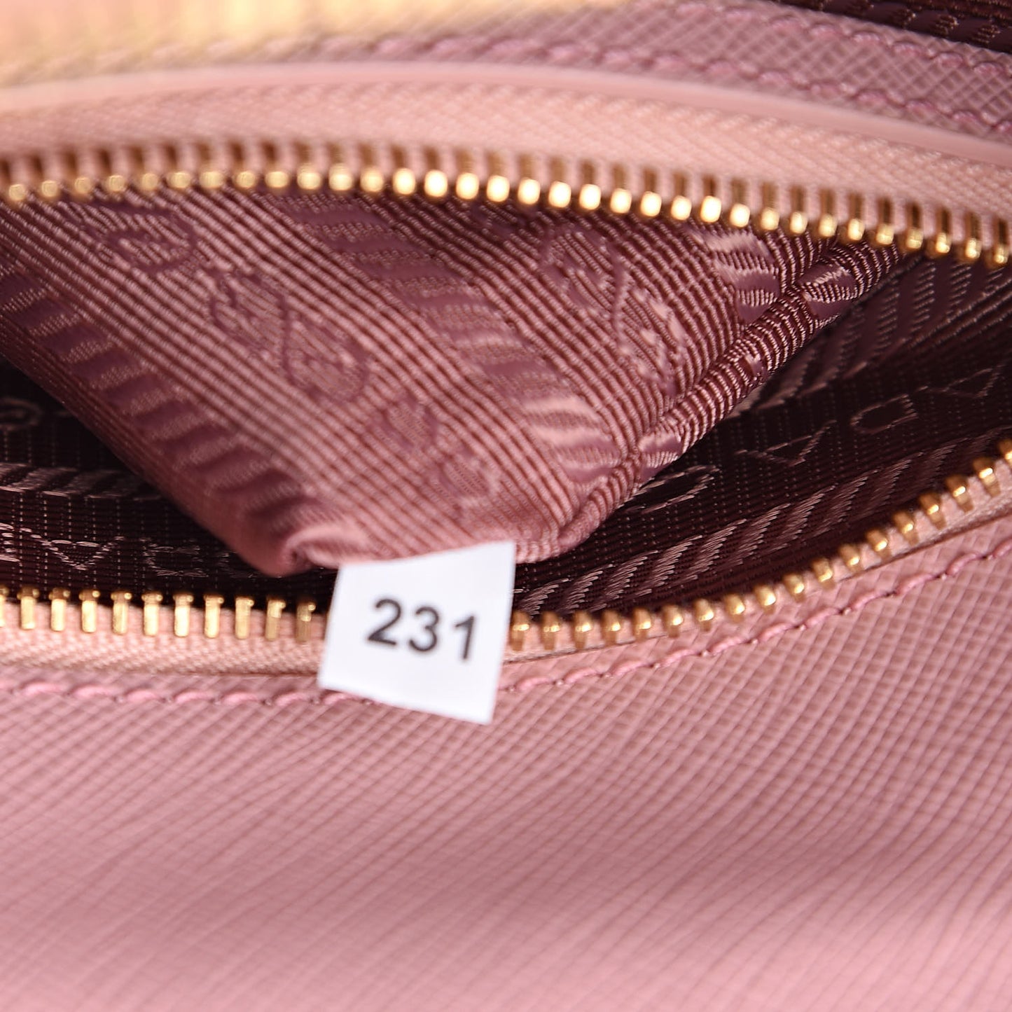 Saffiano Lux Small Promenade Tote Pesco