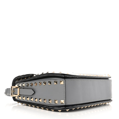Valentino Garavani Vitello Medium Rockstud Flap Saddle Bag Light Stone 3 of 13