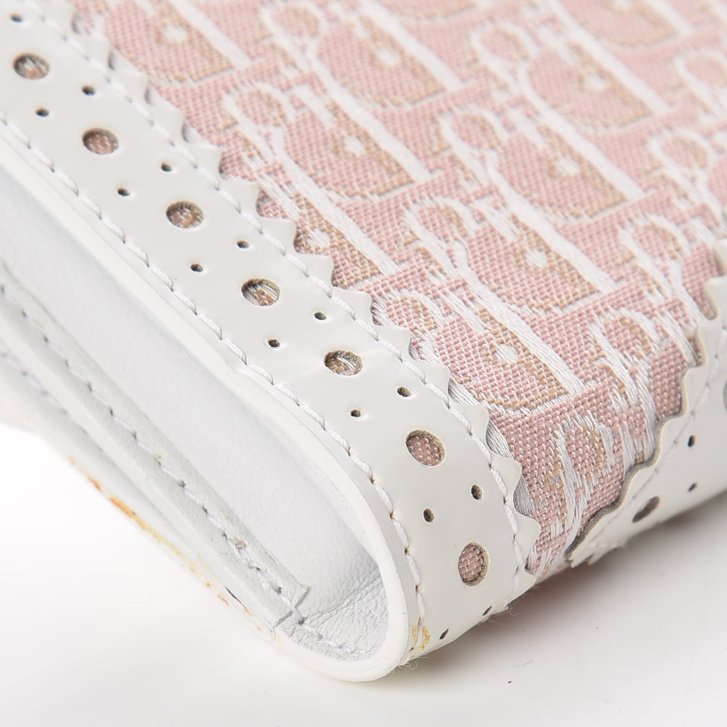 Monogram Compact Wallet Rose Clair