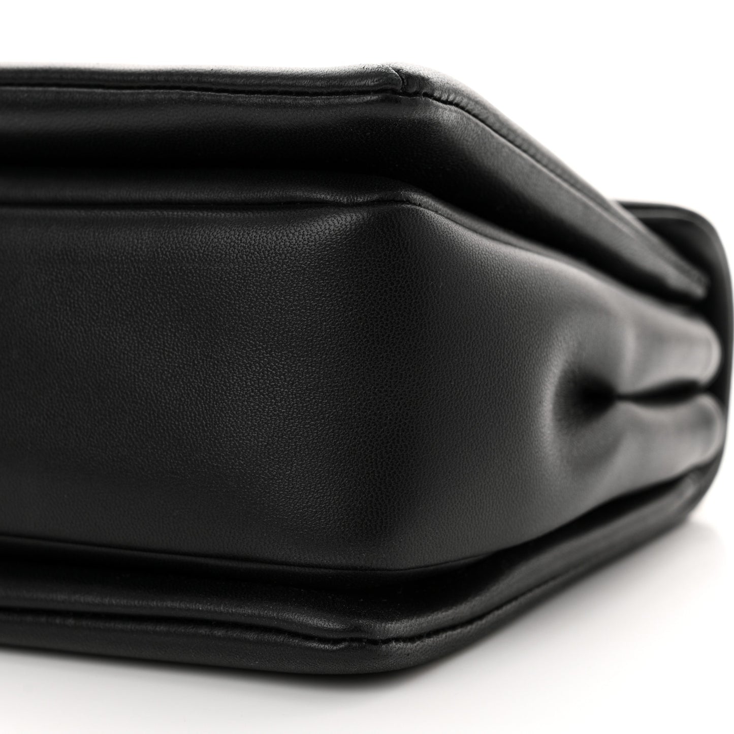 Nappa One Stud Chain Clutch Black