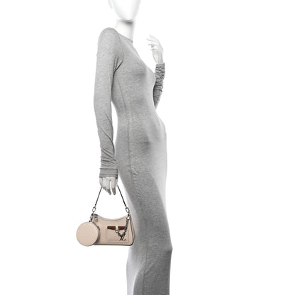 Louis Vuitton Epi Marellini Quartz 2 of 12