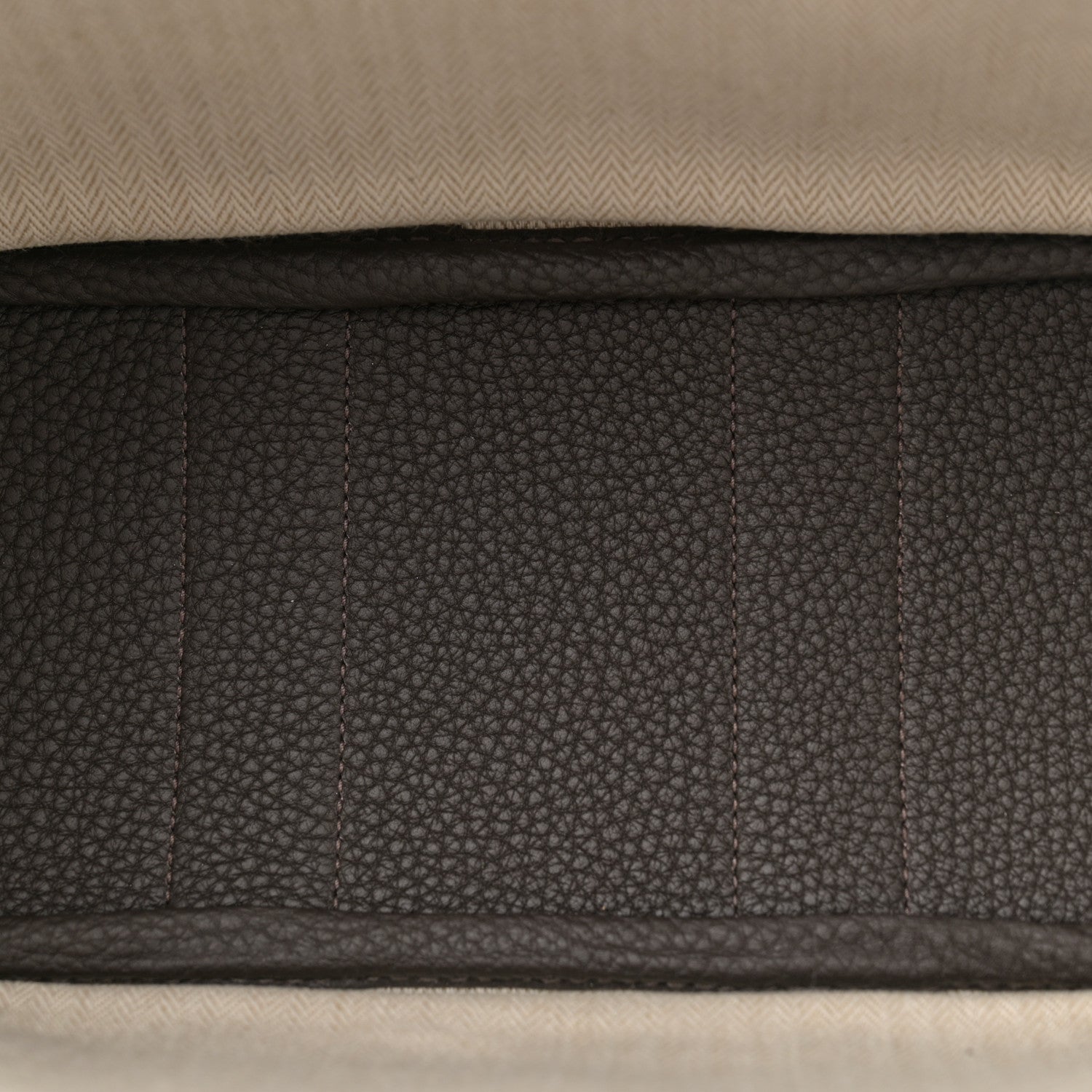 Hermes Negonda Neo Garden 23 Ebene 5 of 11