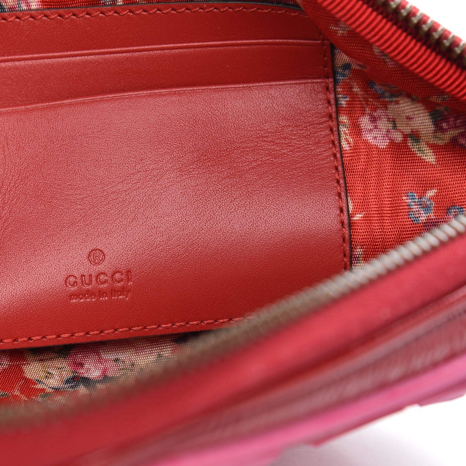 Gucci Patent Rubber Game Patch Logo Wrist Bag Hibiscus Red 6 of 9