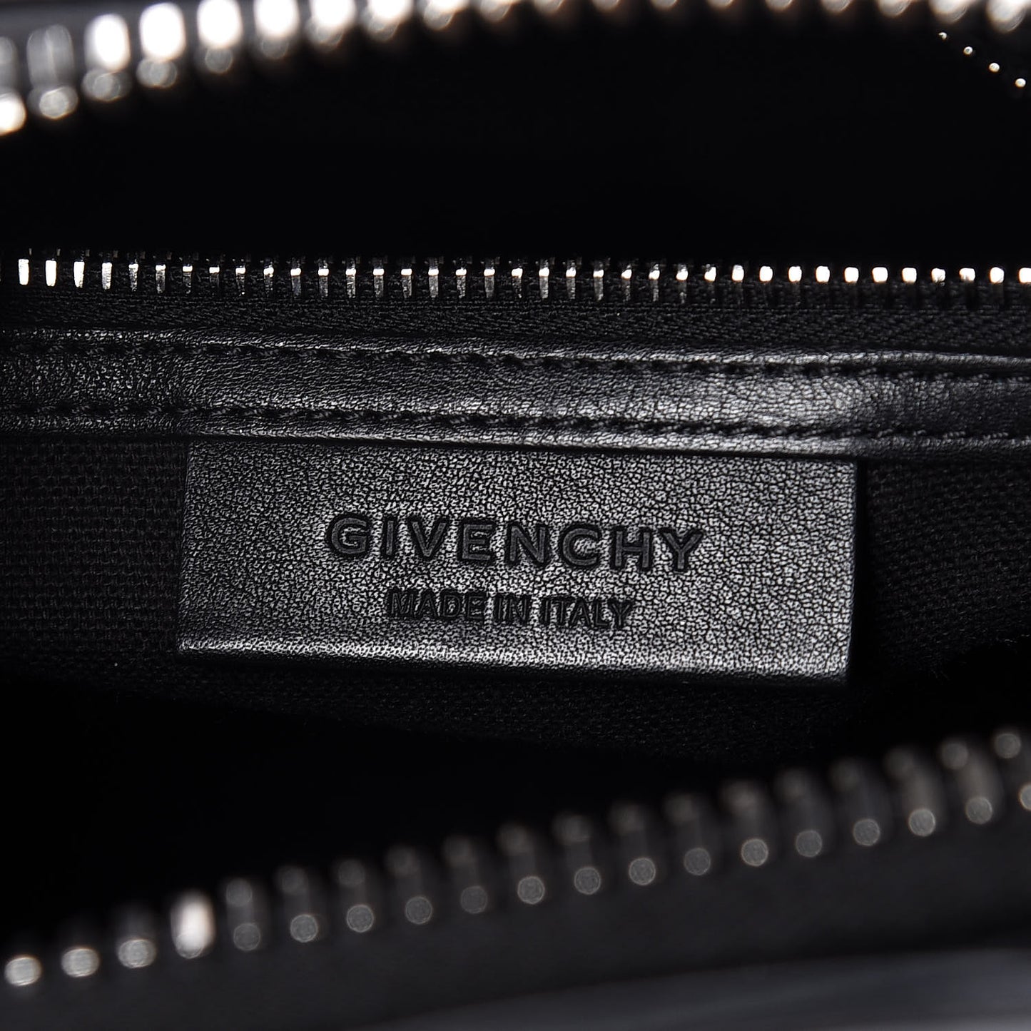 Smooth Calfskin Mini Studded Antigona Black